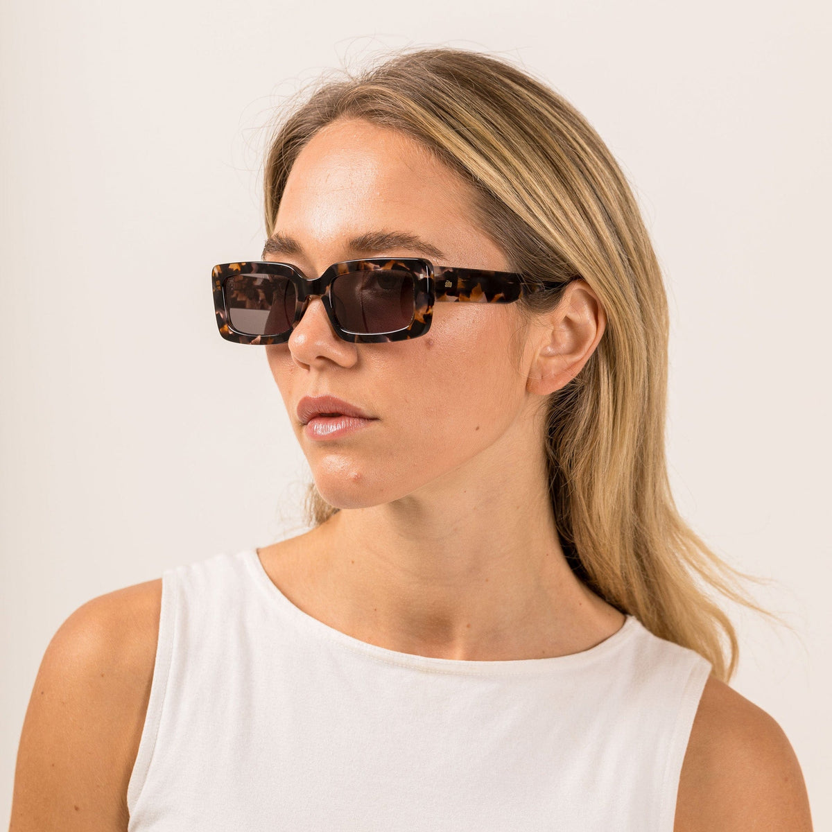 Sito Odessa Sunnies - Pebble Tort