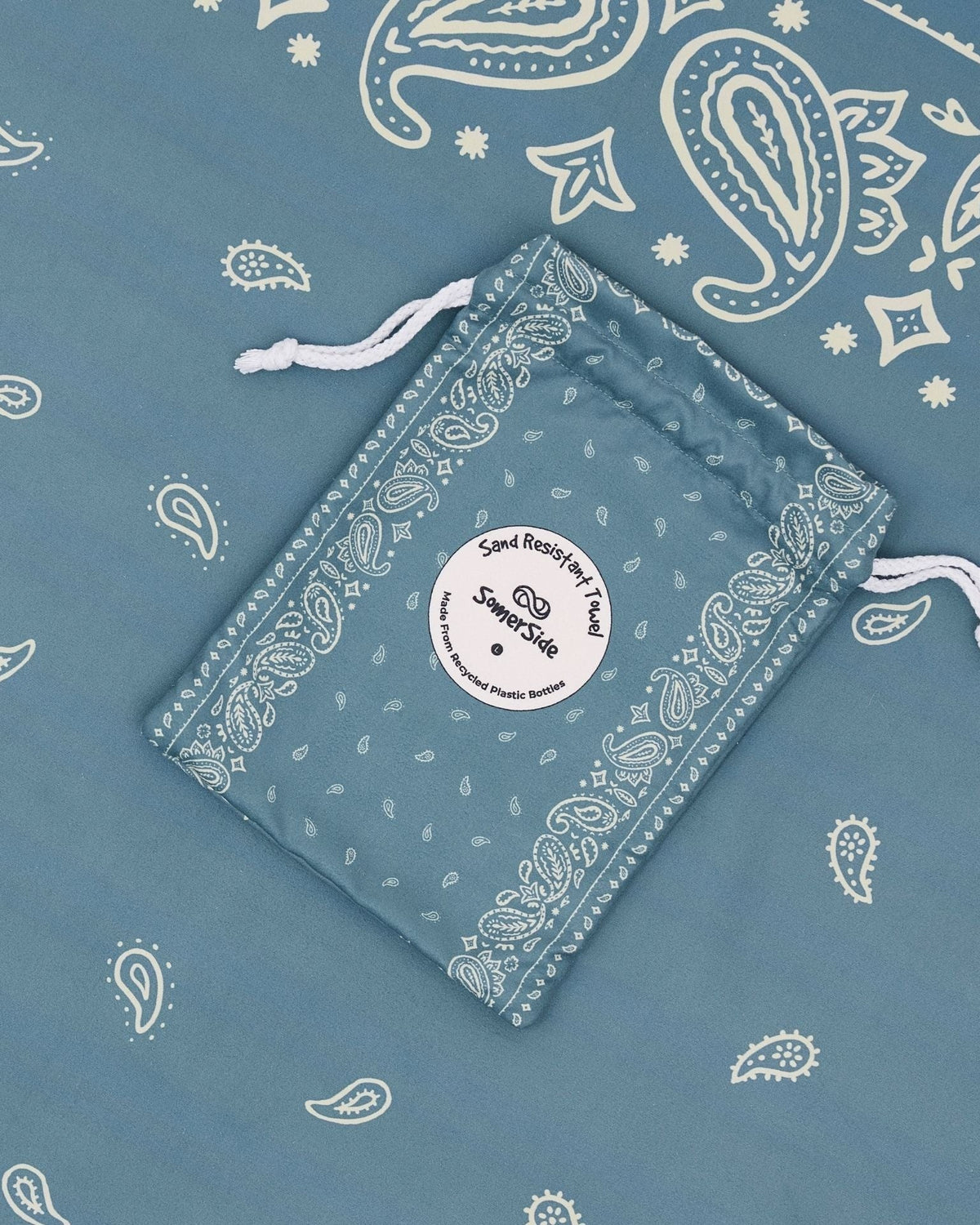 Somerside Venice Sand Free Beach Towel, detail view
