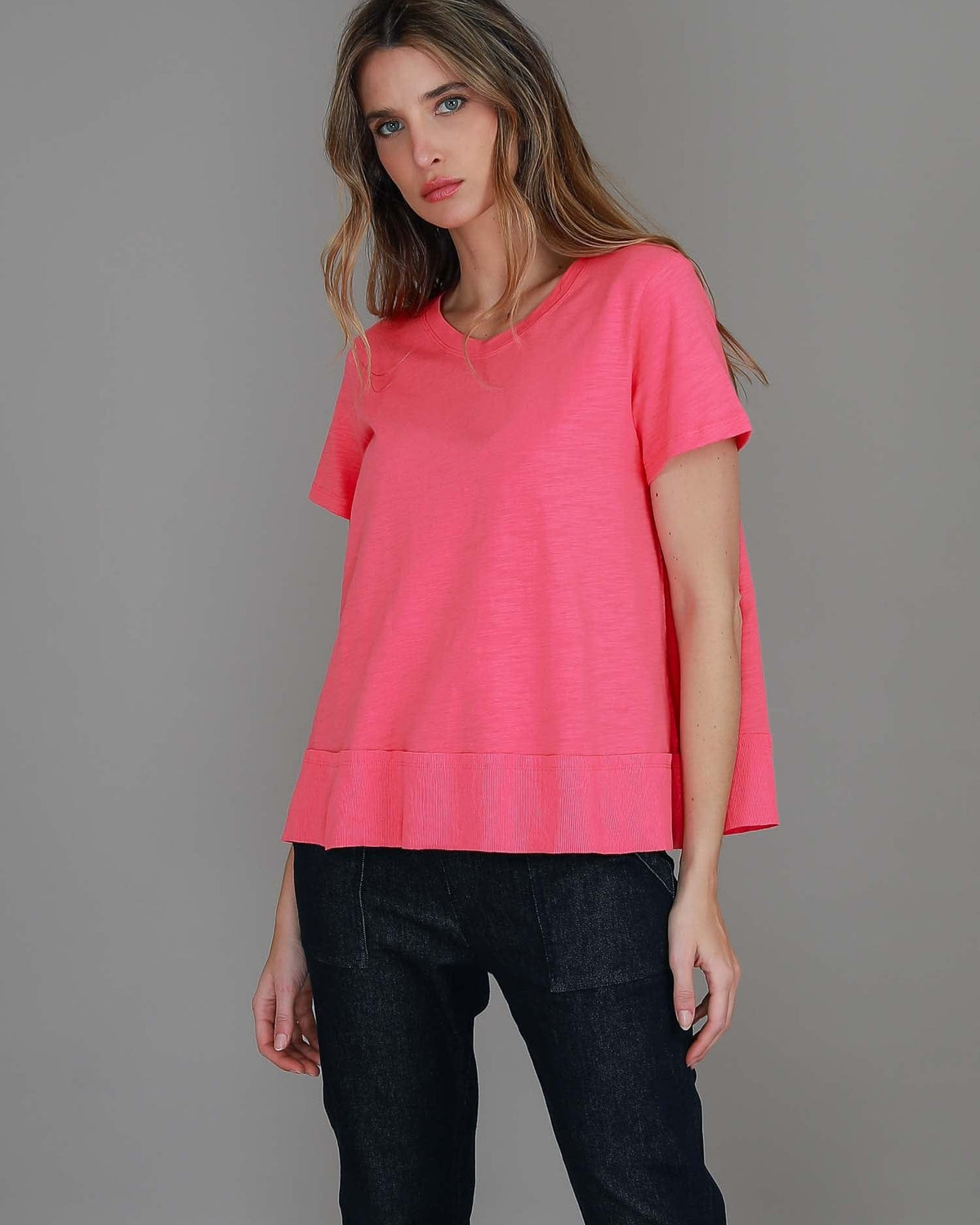 3rd Story 3rd Story Shanti T-Shirt - Bubblegum 2084-BUB-XS 3rd Story Shanti T-Shirt - Bubblegum Splash Swimwear T-shirt XS 1000033443