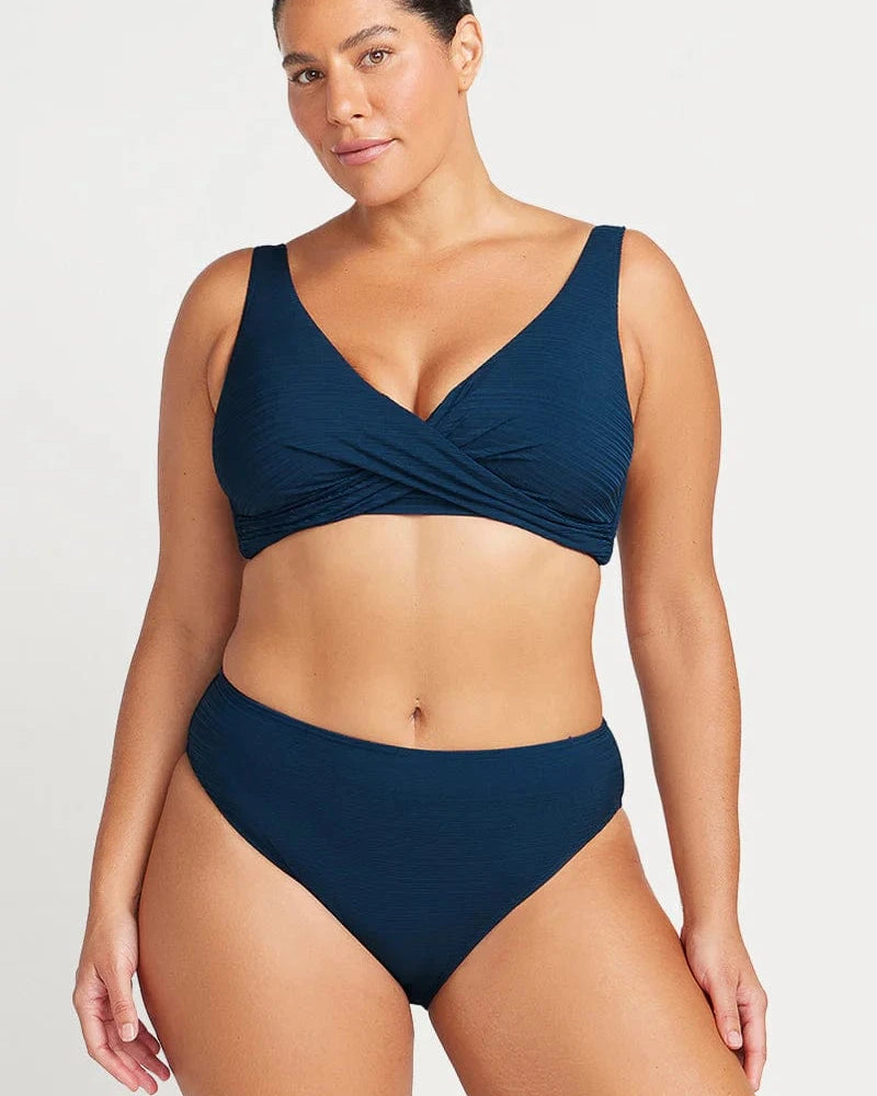 Artesands Artesand Aria Delacroix Multifit Cup Bikini Top - Navy Artesand Aria Delacroix Multifit Cup Bikini Top - Navy Splash Swimwear Bikini Bottoms