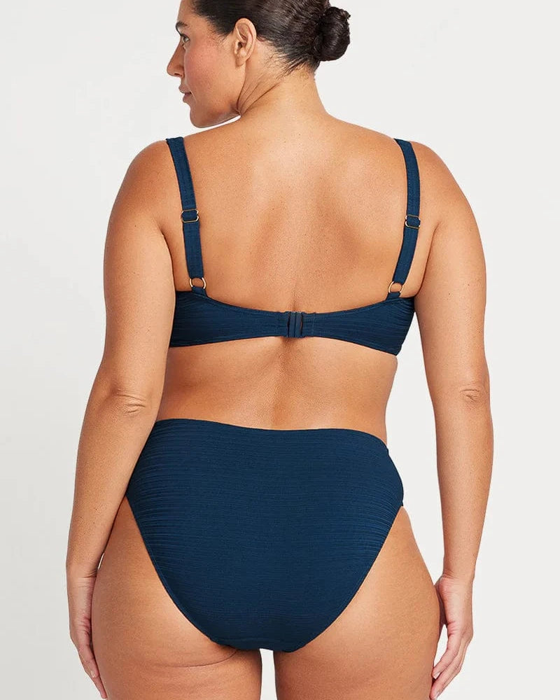 Artesands Artesand Aria Delacroix Multifit Cup Bikini Top - Navy Artesand Aria Delacroix Multifit Cup Bikini Top - Navy Splash Swimwear Bikini Bottoms