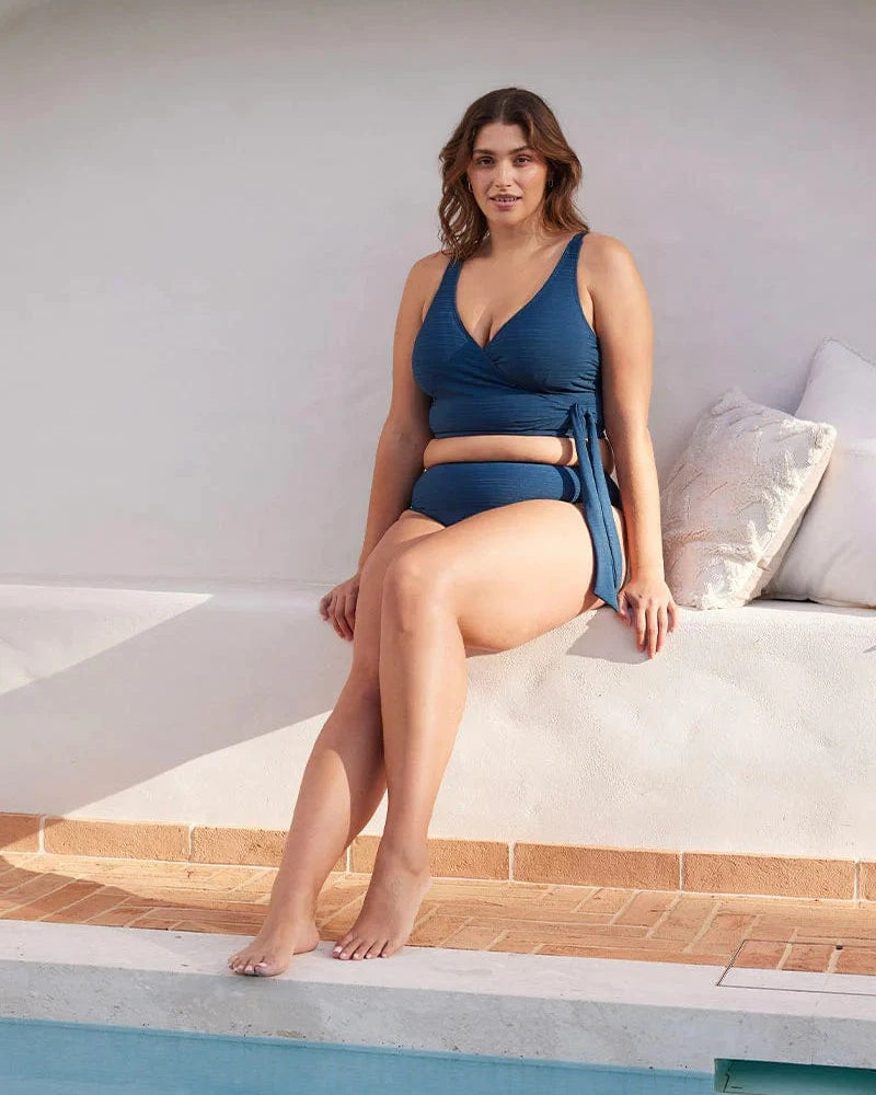 Artesands Artesand Aria Hayes Underwire Bikini Top - Navy Artesand Aria Hayes Underwire Bikini Top - Navy Splash Swimwear Bikini Bottoms