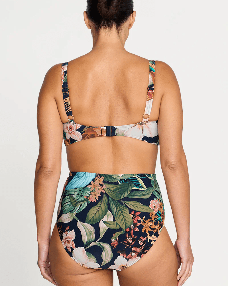 Artesands Artesands Into The Saltu Delacroix Cross Over Bikini Top -Navy Artesands Into The Saltu Delacroix Cross Over Bikini Top -Navy Splash Swimwear