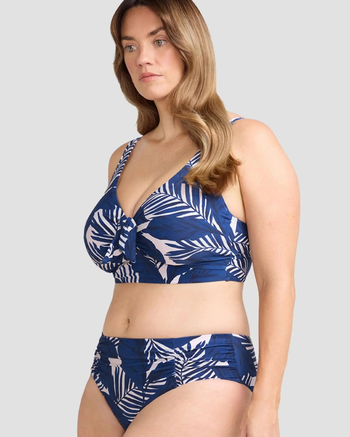 Artesands Artesands Lanthera DeKooning Ruched Swim Pant - Navy Peony Artesands Lanthera DeKooning Ruched Swim Pant - Navy Peony Splash Swimwear Bikini Bottoms
