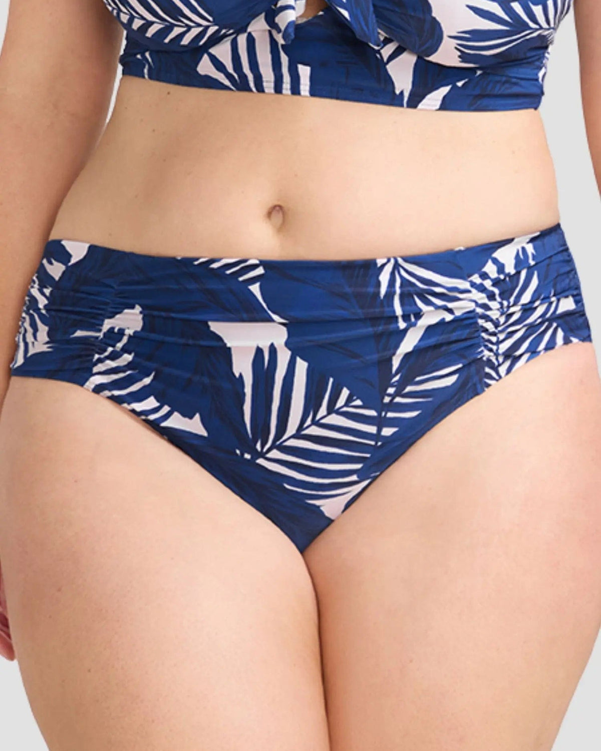 Artesands Artesands Lanthera DeKooning Ruched Swim Pant - Navy Peony Artesands Lanthera DeKooning Ruched Swim Pant - Navy Peony Splash Swimwear Bikini Bottoms