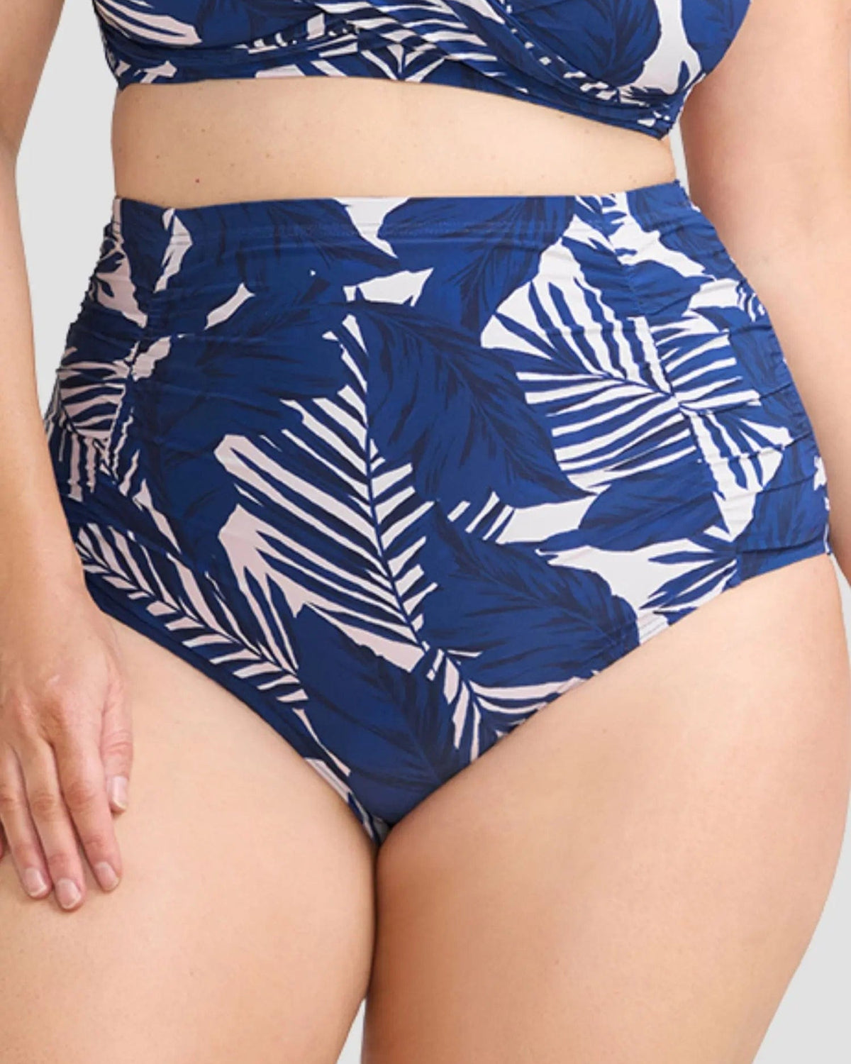 Artesands Artesands Lanthera Raphael High Waist Ruched Swim Pant - Navy Peony Artesands Lanthera Raphael High Waist Ruched Swim Pant - Navy Peony Splash Swimwear Bikini Bottoms