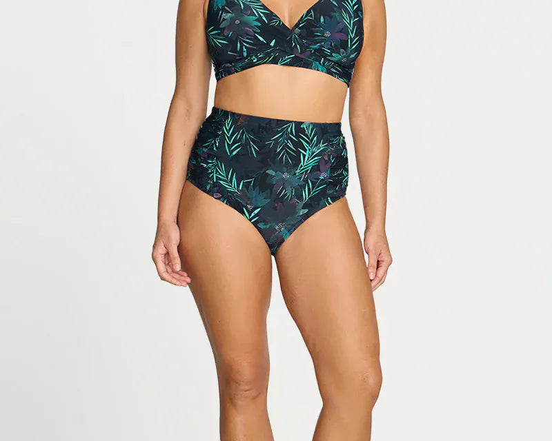 Artesands Artesands Lunafleur Delacroix Cross Over Bikini Top - Navy Artesands Lunafleur Delacroix Cross Over Bikini Top - Navy Splash Swimwear Bikini Tops