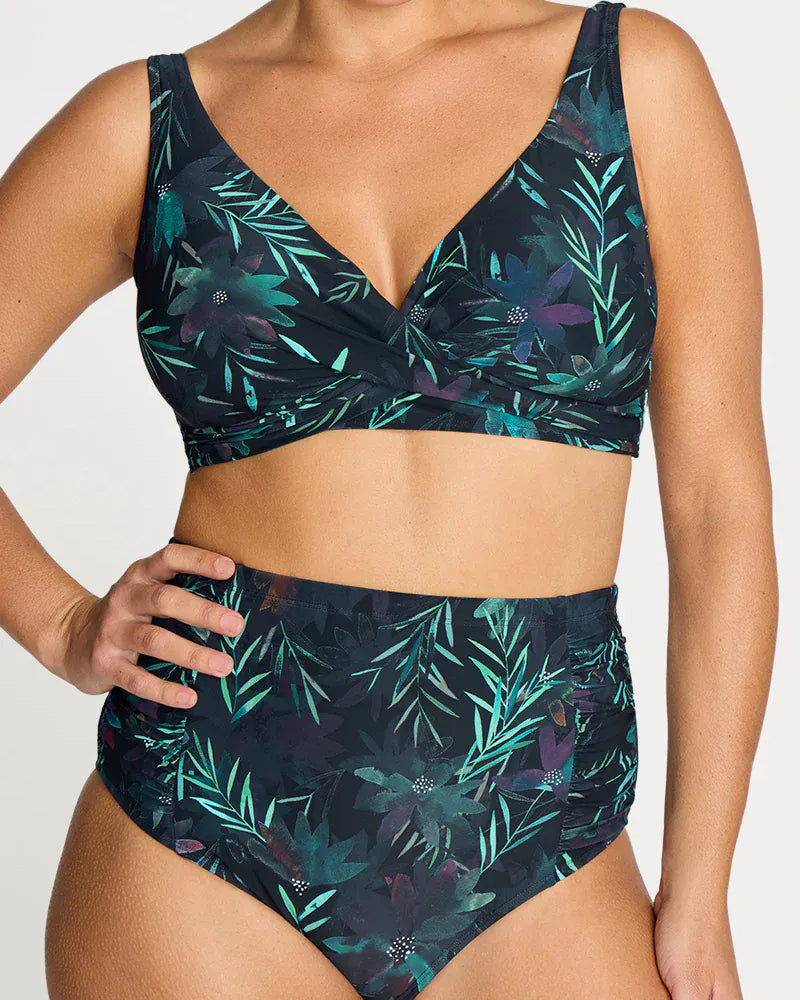 Artesands Artesands Lunafleur Delacroix Cross Over Bikini Top - Navy Artesands Lunafleur Delacroix Cross Over Bikini Top - Navy Splash Swimwear Bikini Tops