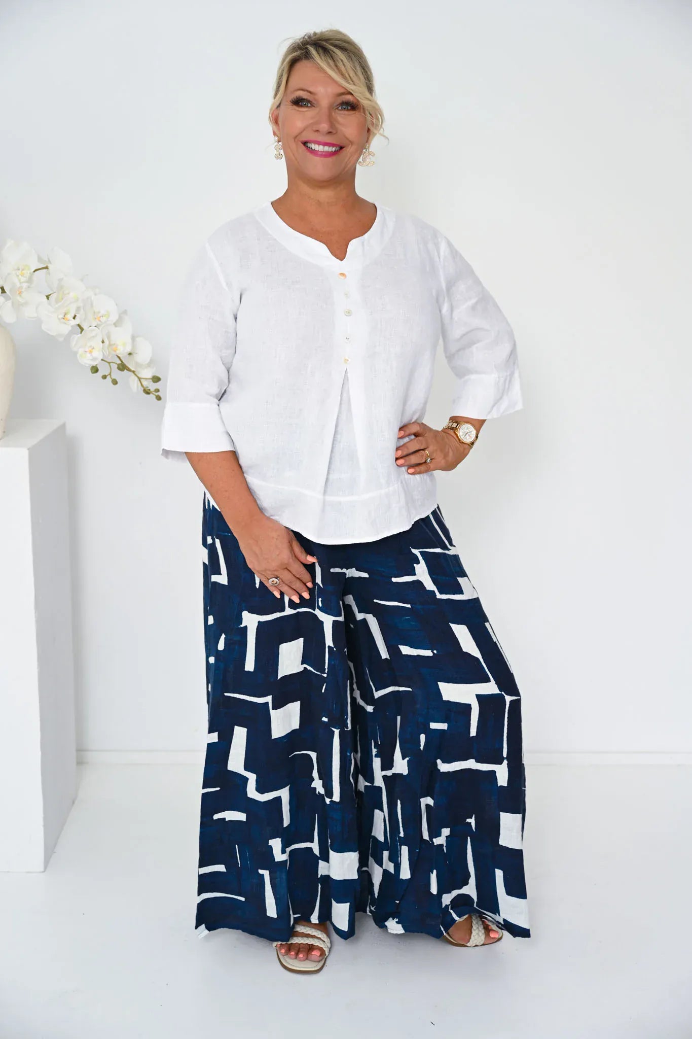 Donna Donna Donna Donna Linen Wide Leg Culotte Pant - Saba Navy 5201 Donna Donna Linen Wide Leg Culotte Pant - Saba Navy Splash Swimwear Pants O/S