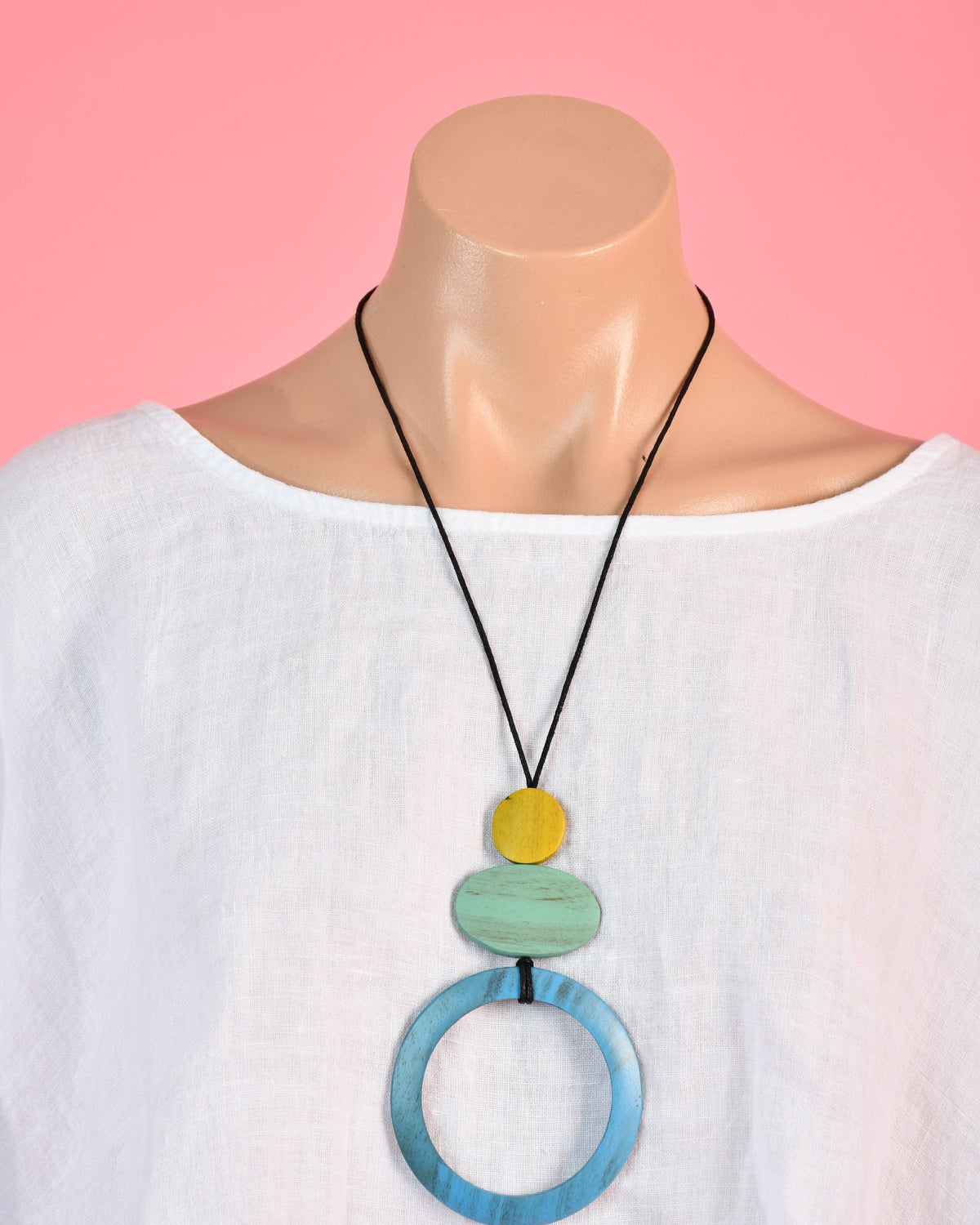 Go Girl Go Girl Large Circle Wooden Necklace Go Girl Large Circle Wooden Necklace Splash Swimwear Jewellery