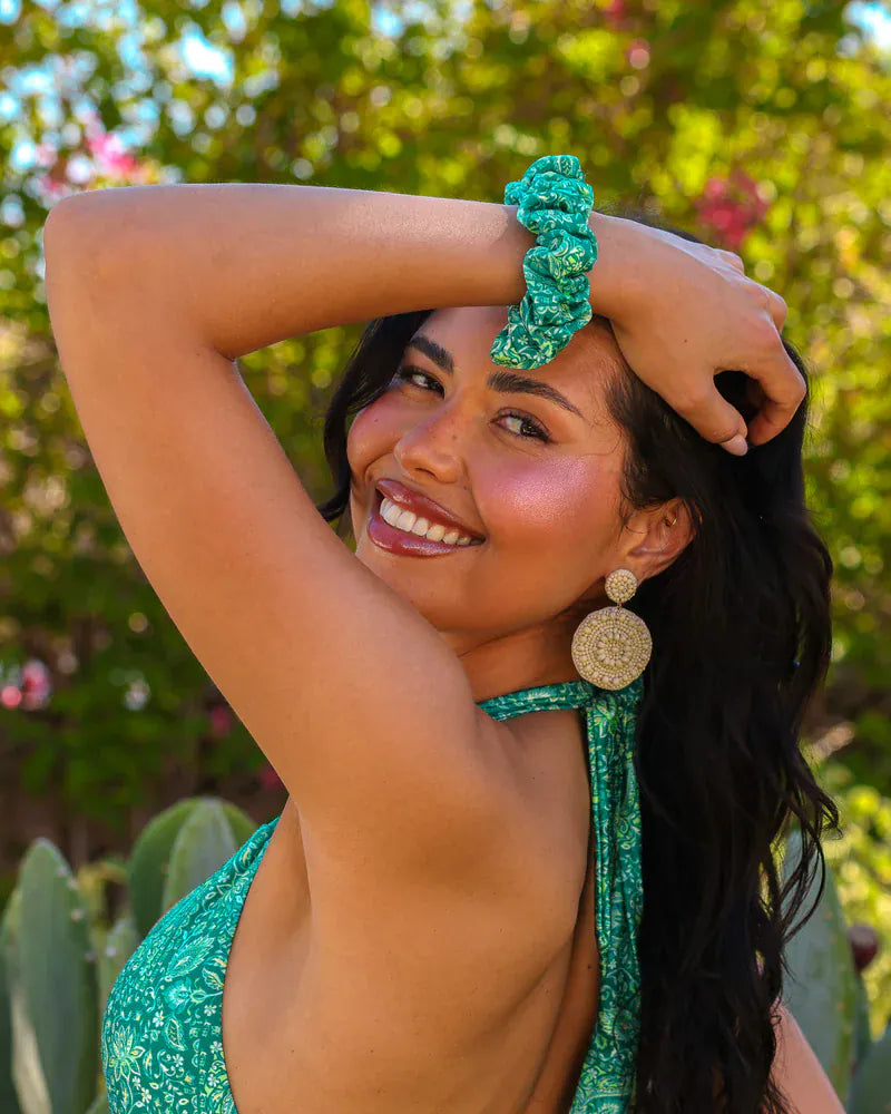 Kulani Kinis Kulani Kinis Emerald Aura Scrunchie HAIR112-EMAU Kulani Kinis Emerald Aura Scrunchie Splash Swimwear Accessories 840522521931