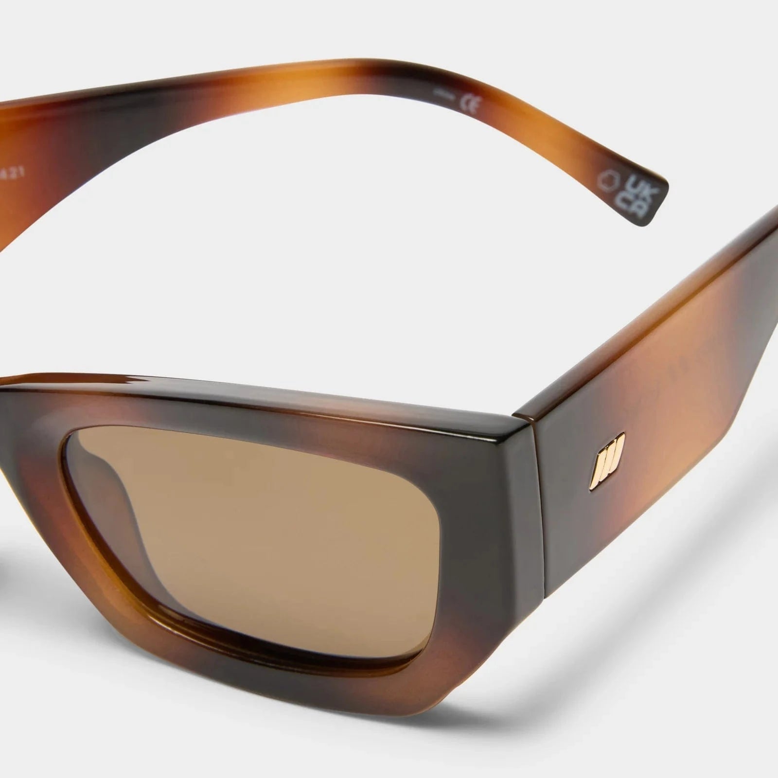Le Specs Beachcomber Sunnies - Tort LSP2452419 Le Specs Beachcomber Sunnies - Tort Splash Swimwear Sunnies