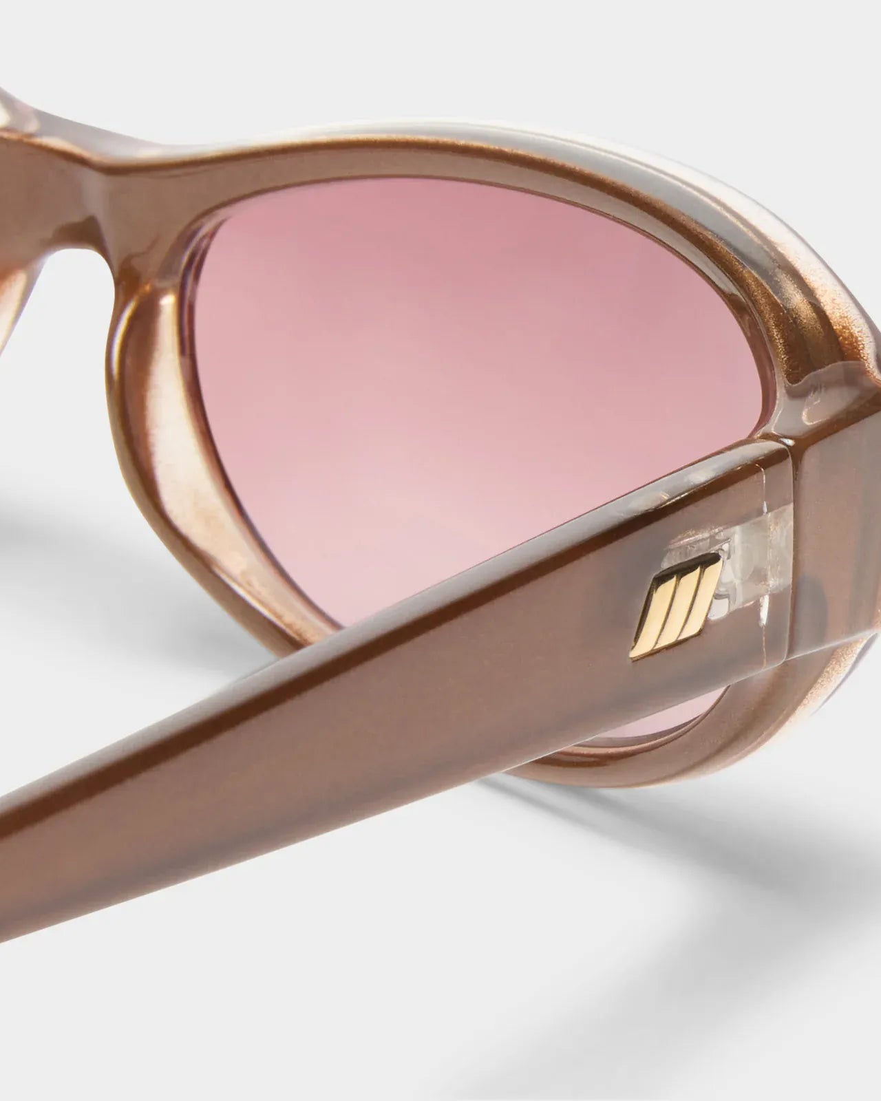 Le Specs Le Specs Don't Cha Sunnies - Pearl Chocolate LSP2452431 Le Specs Outta Love Sunnies - Pearl Caramel Splash Swimwear Sunnies 9324976418944