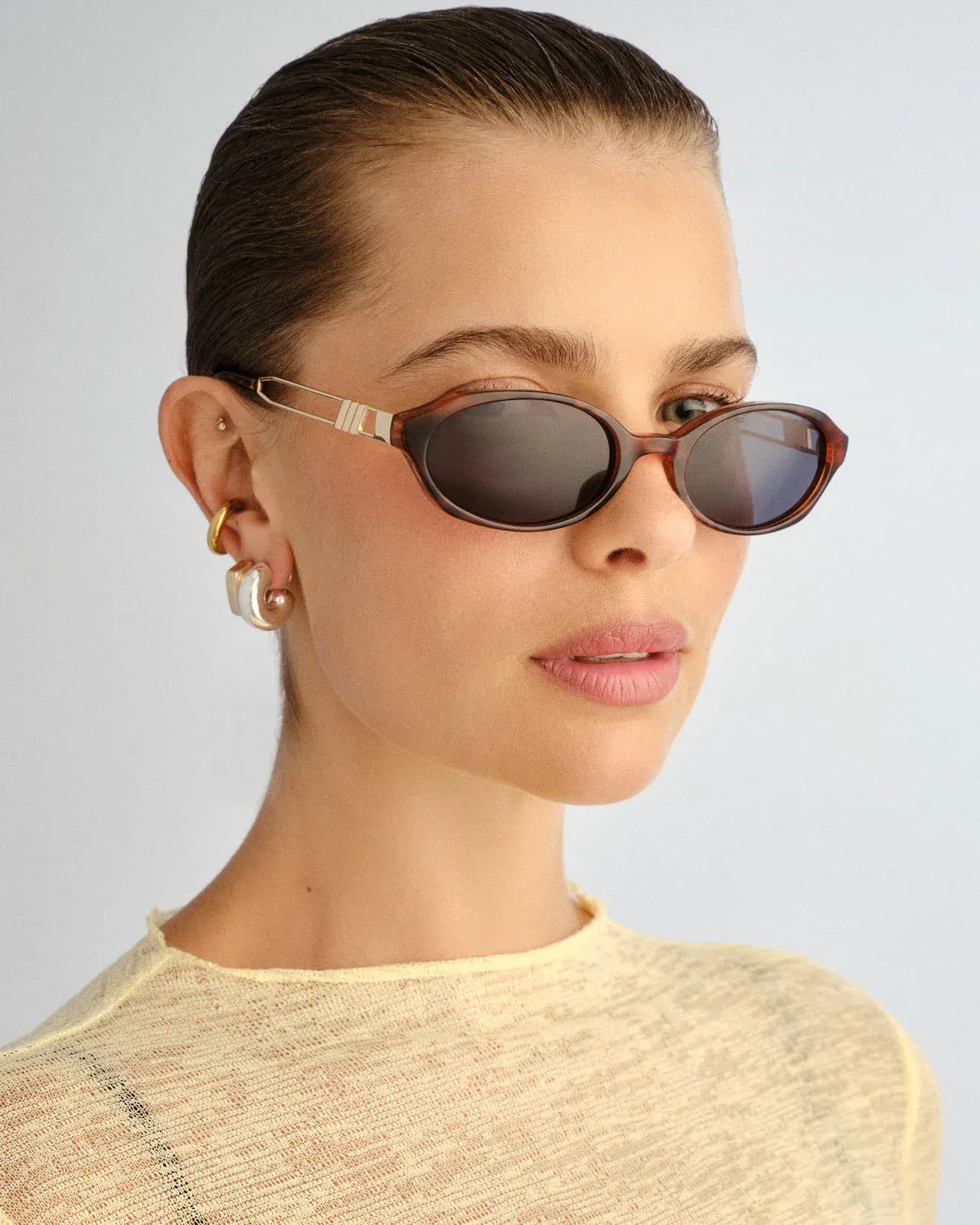 Le Specs Le Specs Lunita Sunnies - Dark Tort LSP2652388 Le Specs Outta Love Sunnies - Pearl Caramel Splash Swimwear Sunnies 9324976446916