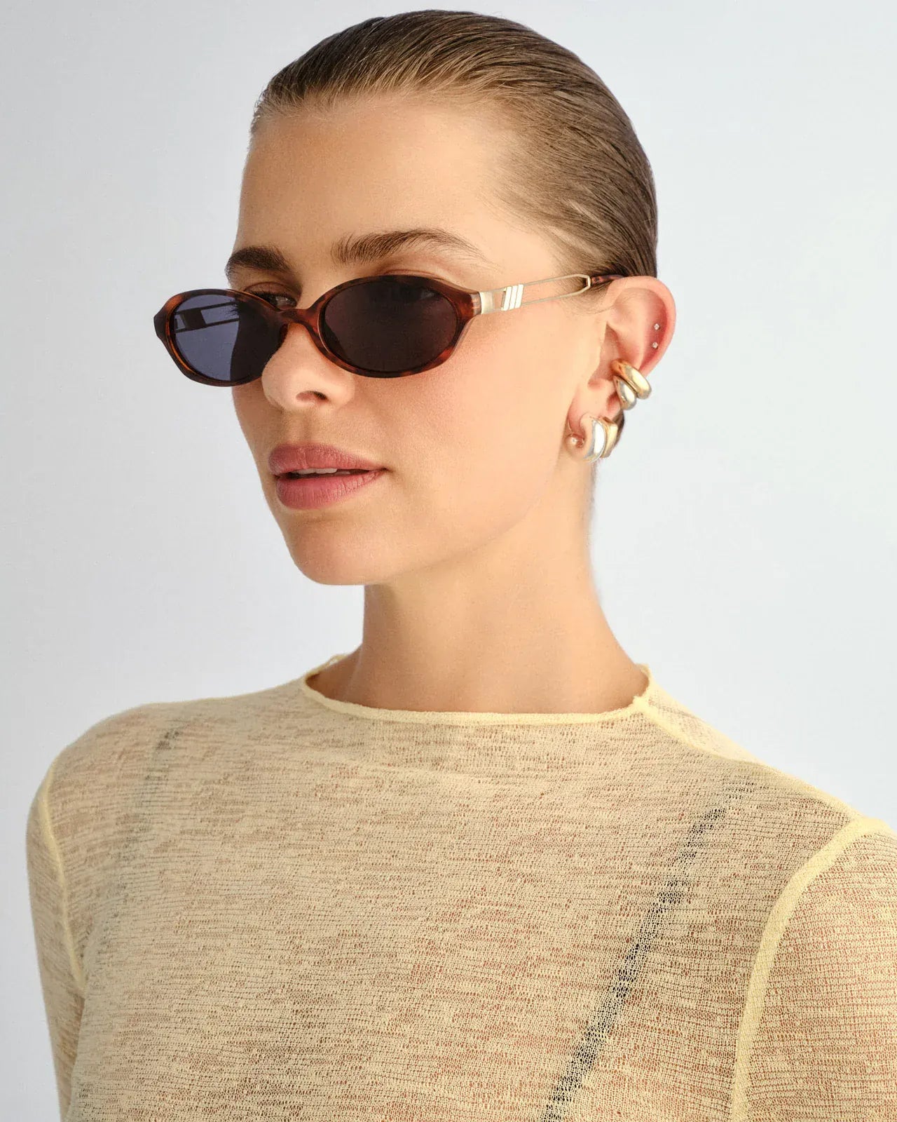 Le Specs Le Specs Lunita Sunnies - Dark Tort LSP2652388 Le Specs Outta Love Sunnies - Pearl Caramel Splash Swimwear Sunnies 9324976446916