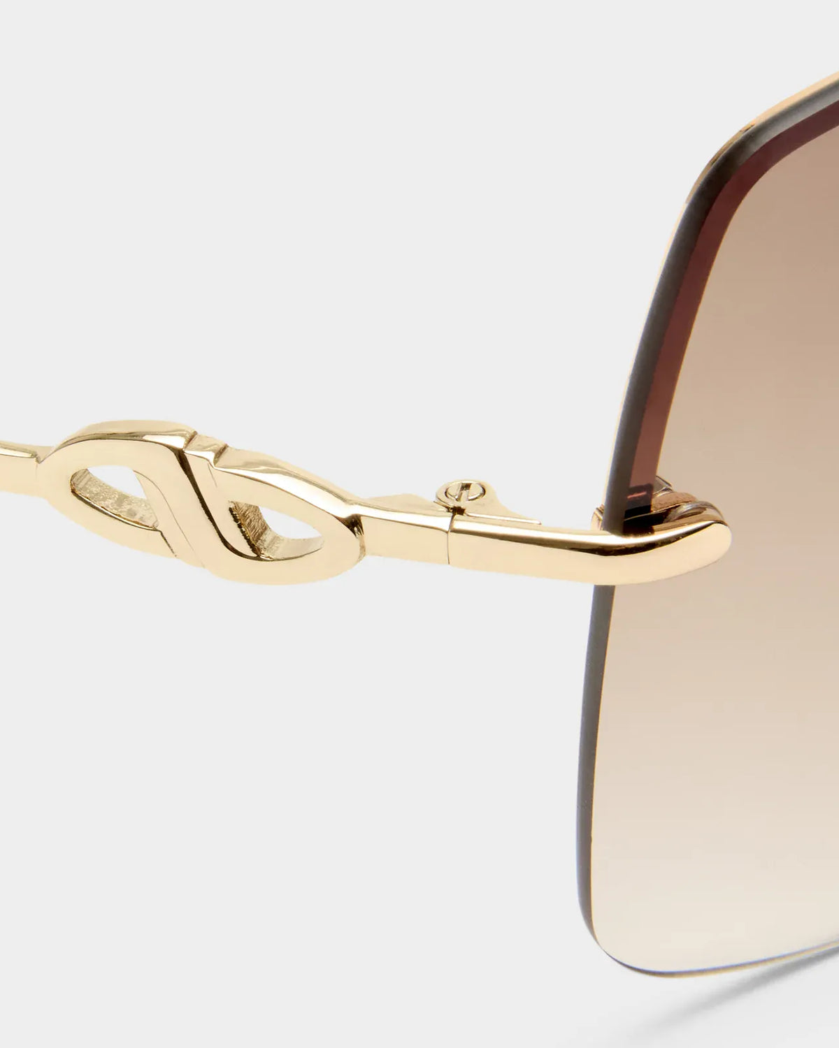 Le Specs Le Specs Parallel Universe - Gold LSP2627942 Le Specs Parellel Universe - Gold Splash Swimwear Sunnies 9324976445742