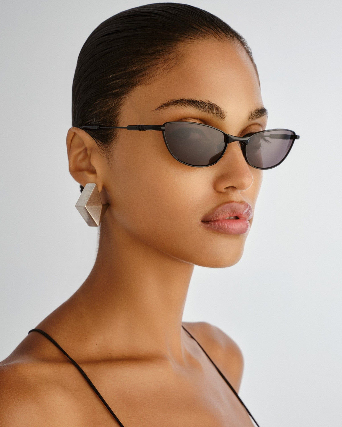 Le Specs Le Specs Thorned Sunnies - Black LSU2627951 Le Specs Thorned Sunnies - Black Splash Swimwear Sunnies 9324976449238