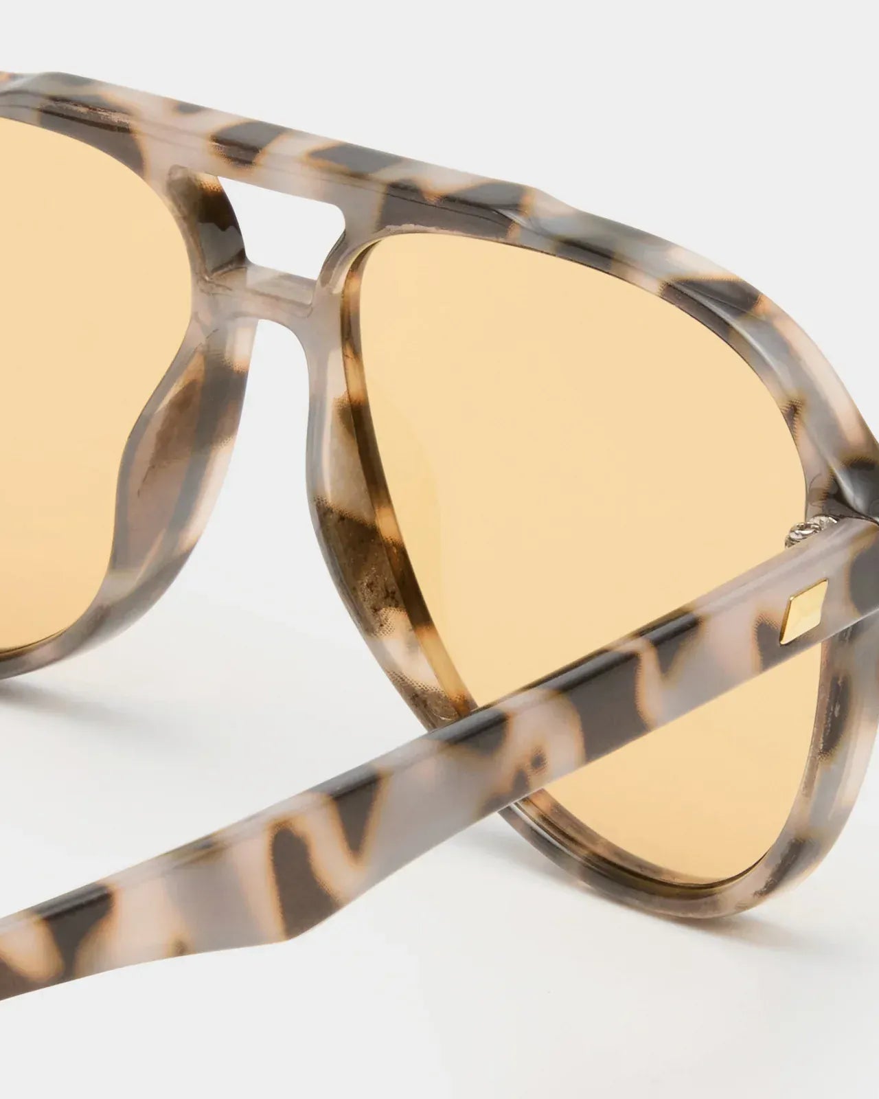 Le Specs Le Specs Tragic Magic Sunglasses Le Specs Tragic Magic Sunglasses - Black Splash Swimwear Sunnies