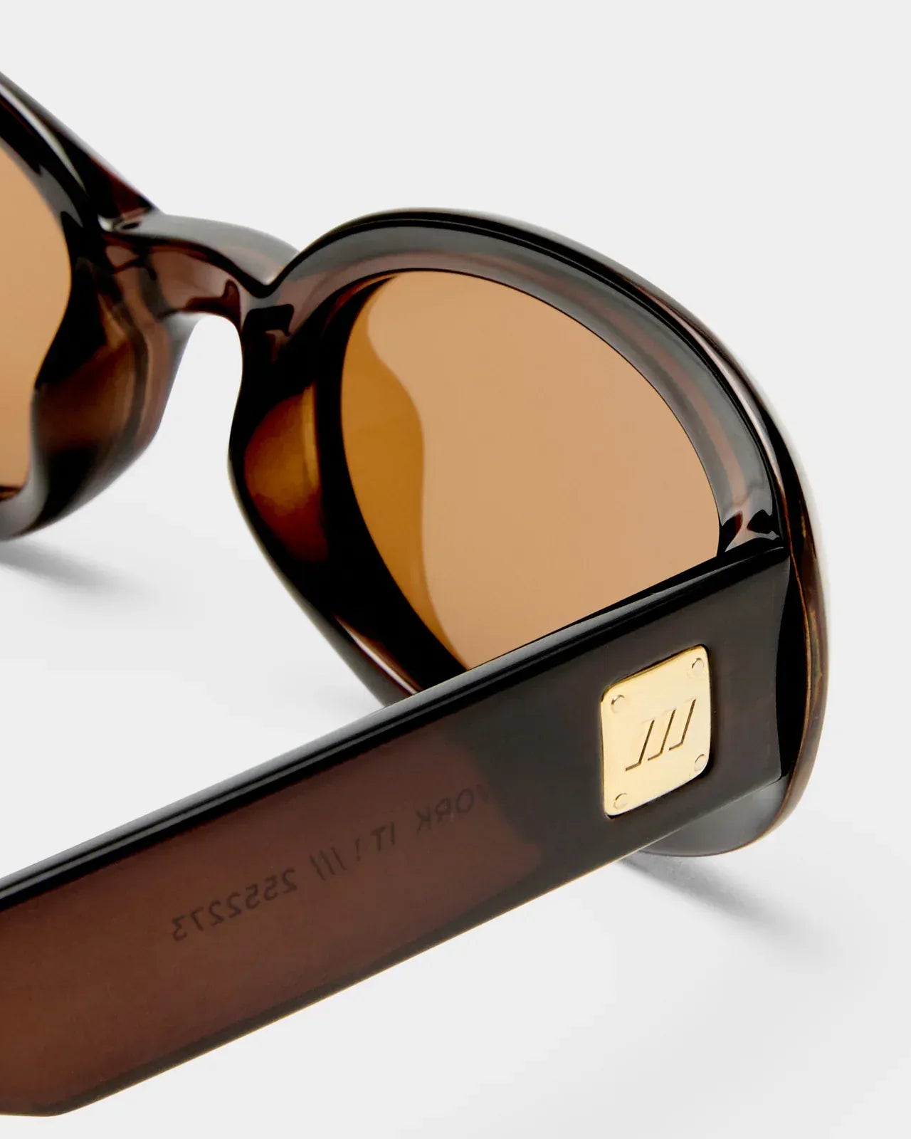 Le Specs Le Specs Work It! - Cocoa LSP2552273 Le Specs Work It! - Cocoa Splash Swimwear Sunnies 1000029565