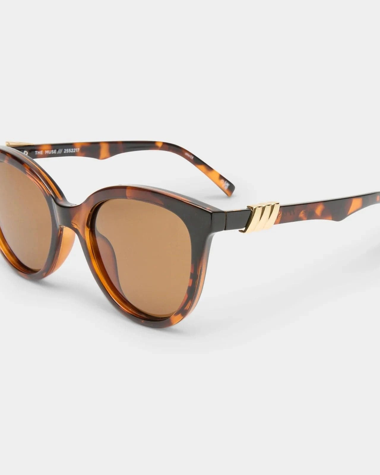 Le Specs The Muse Sunnies - Tort LSP2552217 Le Specs The Muse Sunnies - Tort Splash Swimwear Sunnies 9324976430366