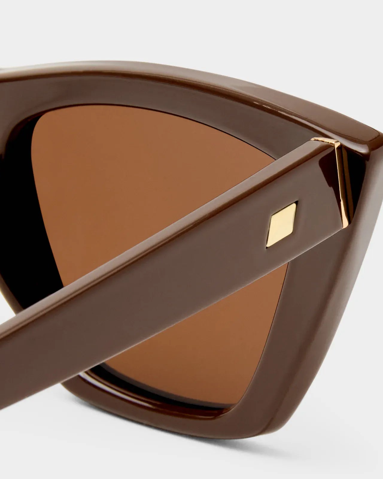 Le Specs Velodrome Sunnies - Cocoa LSP2652348 Le Specs Lunita Sunnies - Tort Smokey Brown Splash Swimwear Sunnies 9324976446480