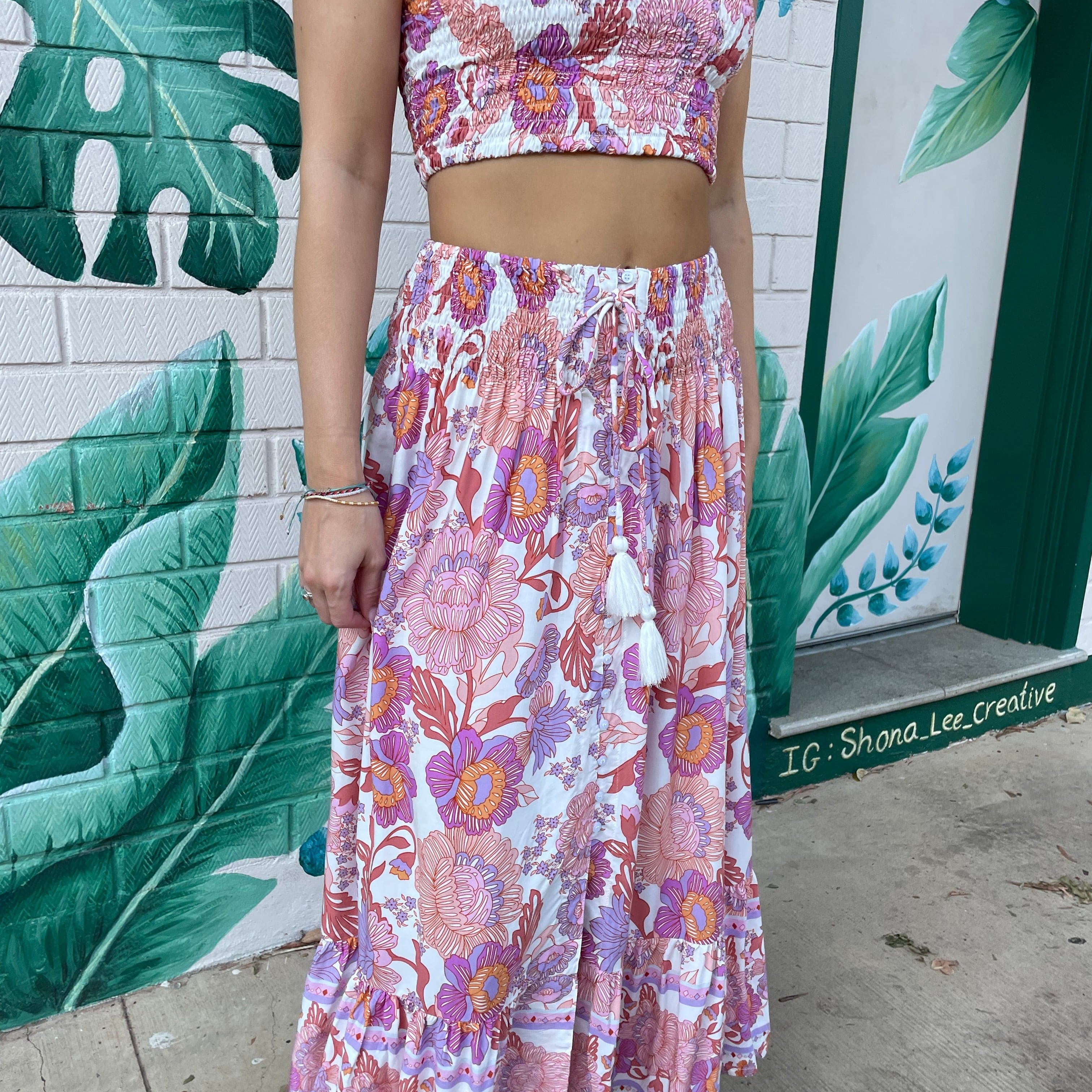 Lulu & Bird White / O/S Lotus Flower Wayfarer Skirt