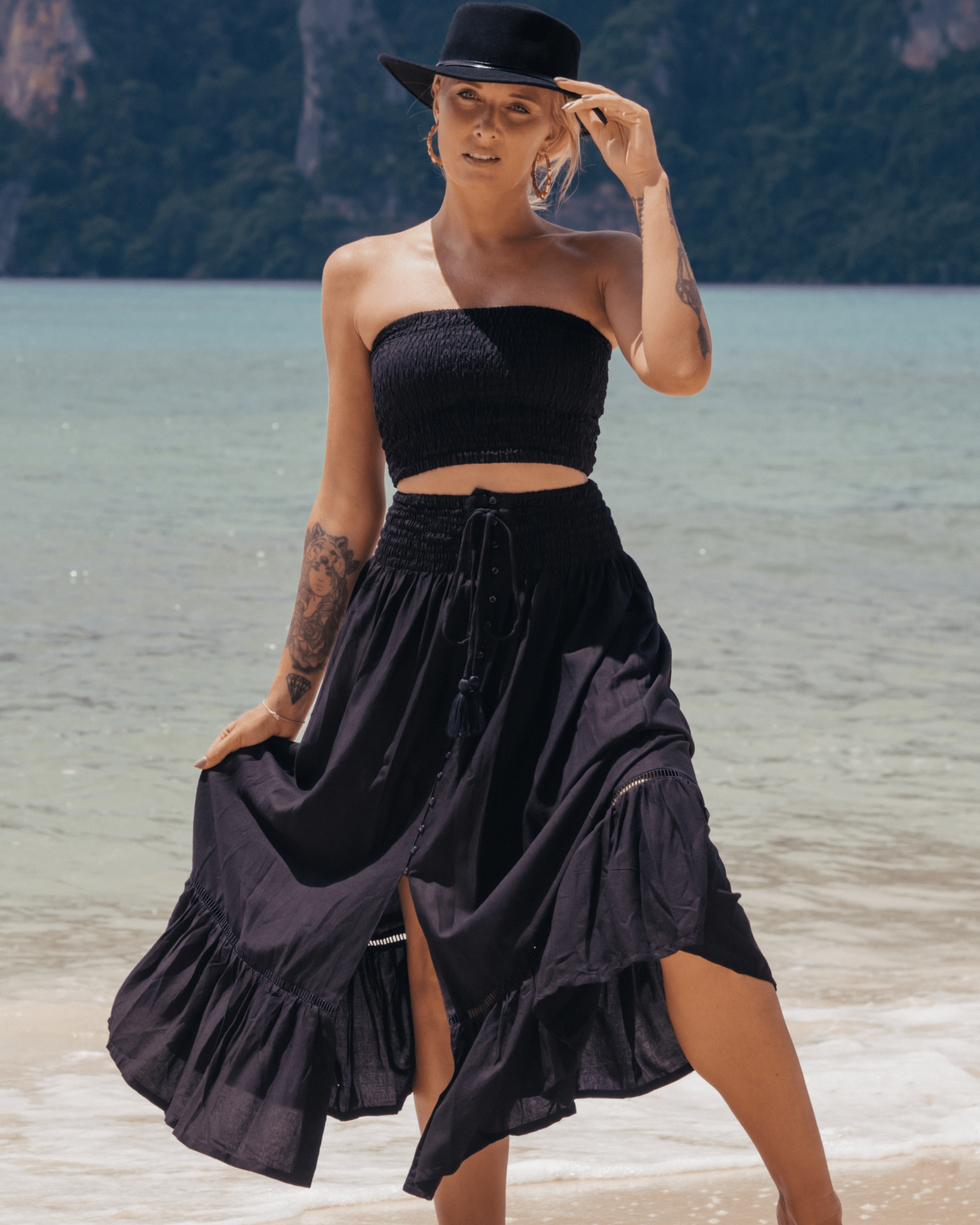 Lulu & Bird Wayfarer Skirt - Black Lulu & Bird Lorena Skirt w/Tassel - Black Splash Swimwear Skirts O/S 1000006013