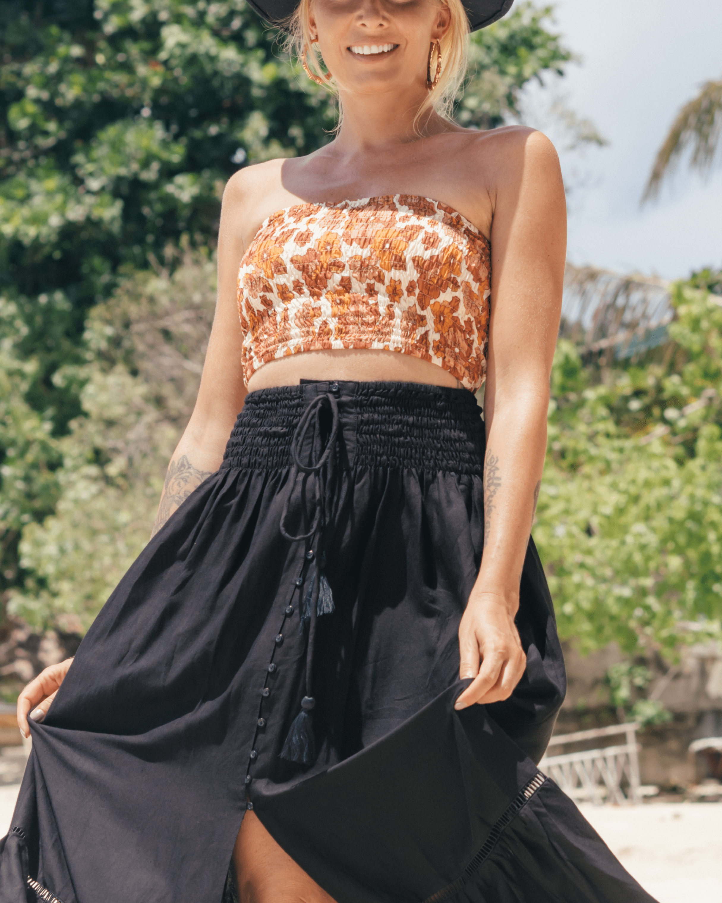 Lulu & Bird Wayfarer Skirt - Black Lulu & Bird Lorena Skirt w/Tassel - Black Splash Swimwear Skirts O/S 1000006013