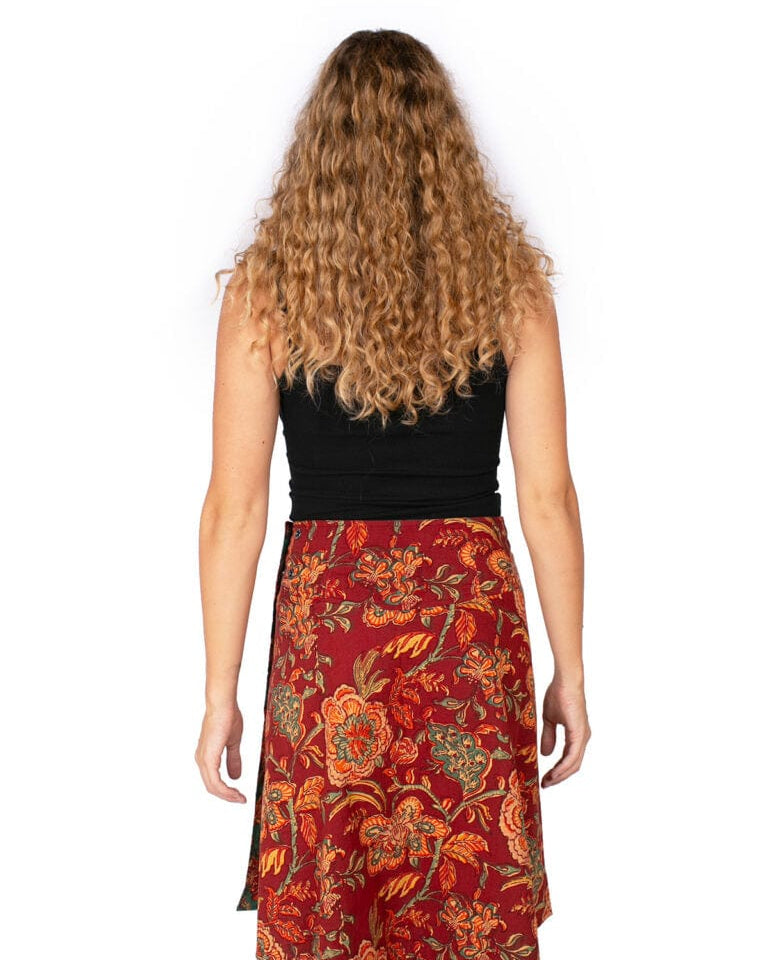 OM Designs Om Design Chameleon Reversible Skirt - Burgundy Dreams/Forest Dreams Om Design Chameleon Reversible Skirt - Burgundy Dreams/Forest Dreams Splash Swimwear Womens Clothing O/S 1000023739