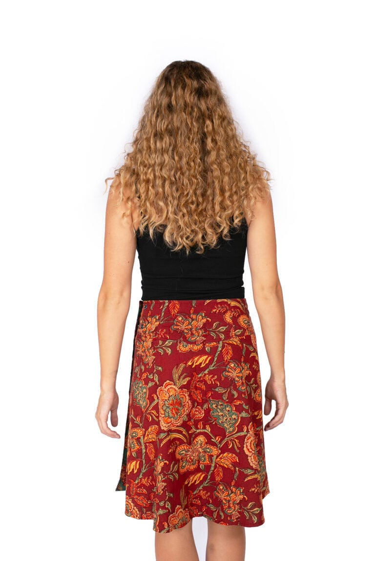OM Designs Om Design Chameleon Reversible Skirt - Burgundy Dreams/Forest Dreams Om Design Chameleon Reversible Skirt - Burgundy Dreams/Forest Dreams Splash Swimwear Womens Clothing O/S 1000023739