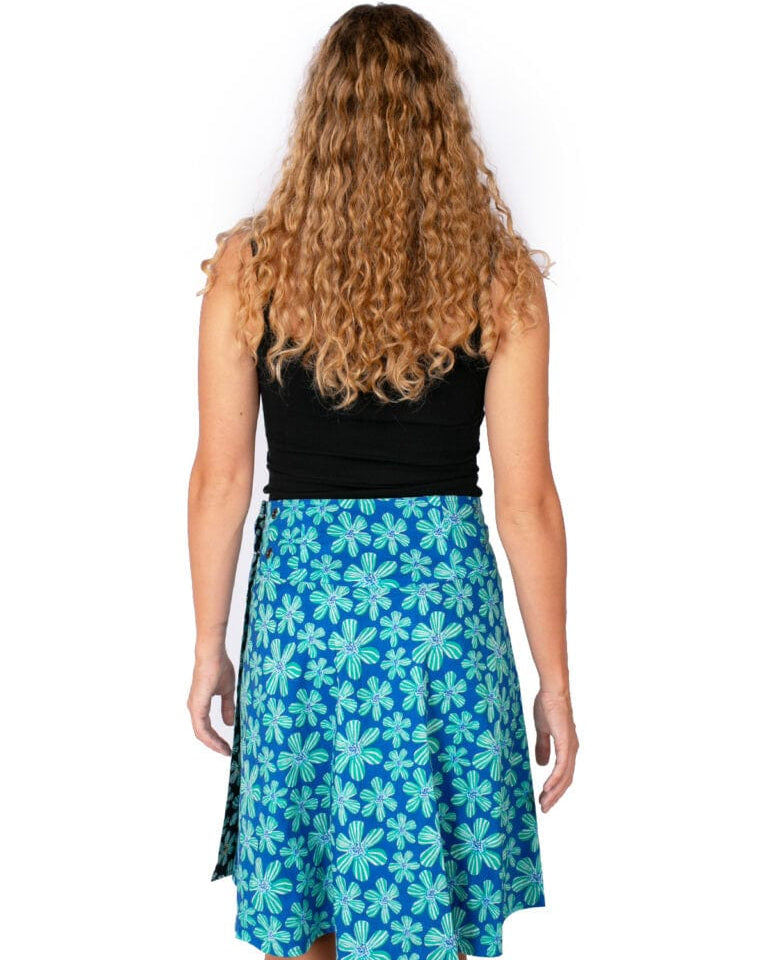 OM Designs Om Design Chameleon Reversible Skirt -Daisy Black/ Daisy Marine Om Design Chameleon Reversible Skirt -Daisy Black/ Daisy Marine Splash Swimwear Womens Clothing O/S 1000023738