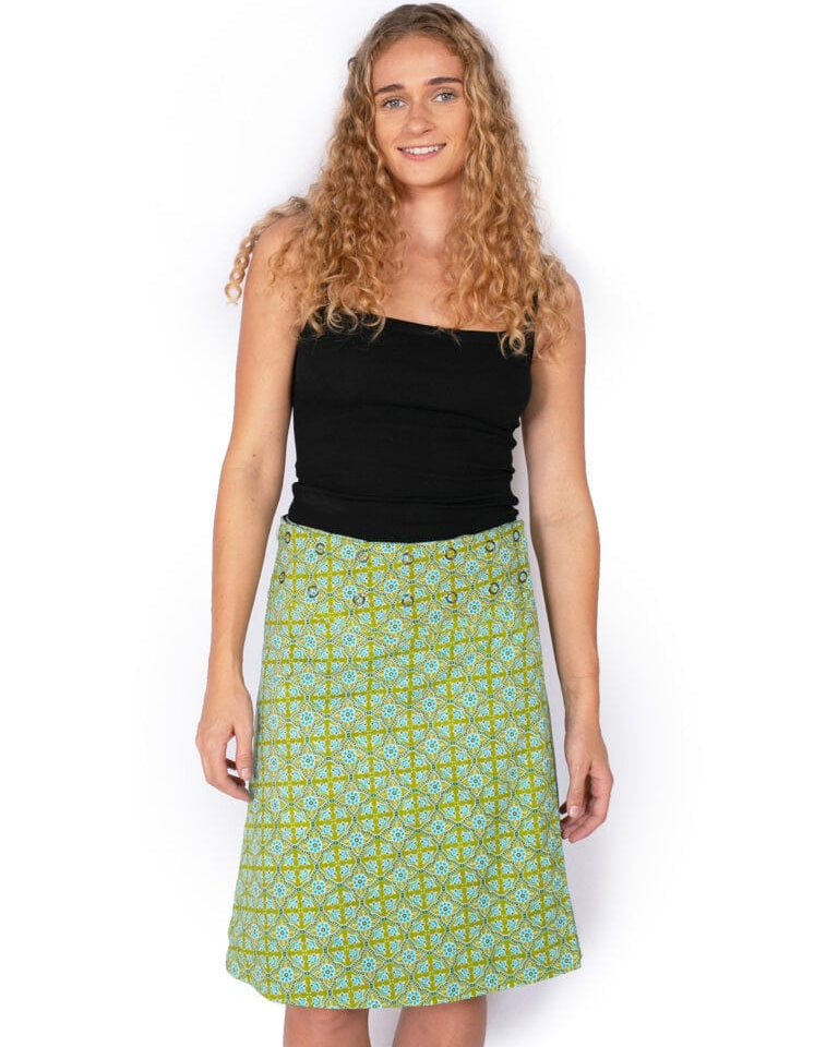OM Designs Om Design Chameleon Reversible Skirt - Island Bliss/Lime Florals Om Design Chameleon Reversible Skirt - Island Bliss/Lime Florals Splash Swimwear Womens Clothing O/S 1000023736