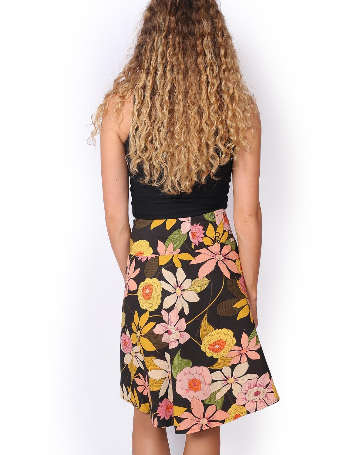 OM Designs OM Designs Reversible Chameleon Skirt - Exotic Vibes/Cherry Blossom Cranes OM Designs Reversible Chameleon Skirt - Exotic Vibes/Cherry Blossom Cranes Splash Swimwear Skirt O/S 1000030821
