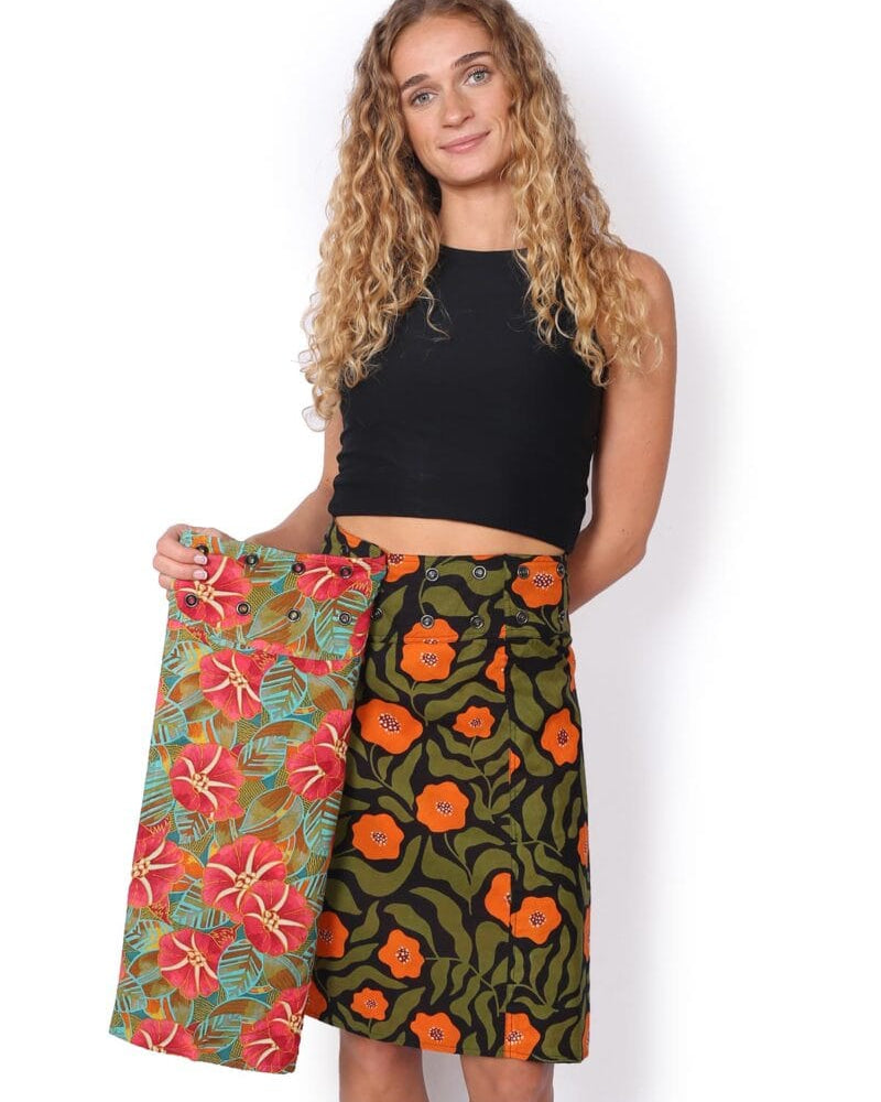 OM Designs OM Designs Reversible Chameleon Skirt - Poppy Orange/Hibiscus OM Designs Reversible Chameleon Skirt - Poppy Orange/Hibiscus Splash Swimwear Skirt O/S 1000030824