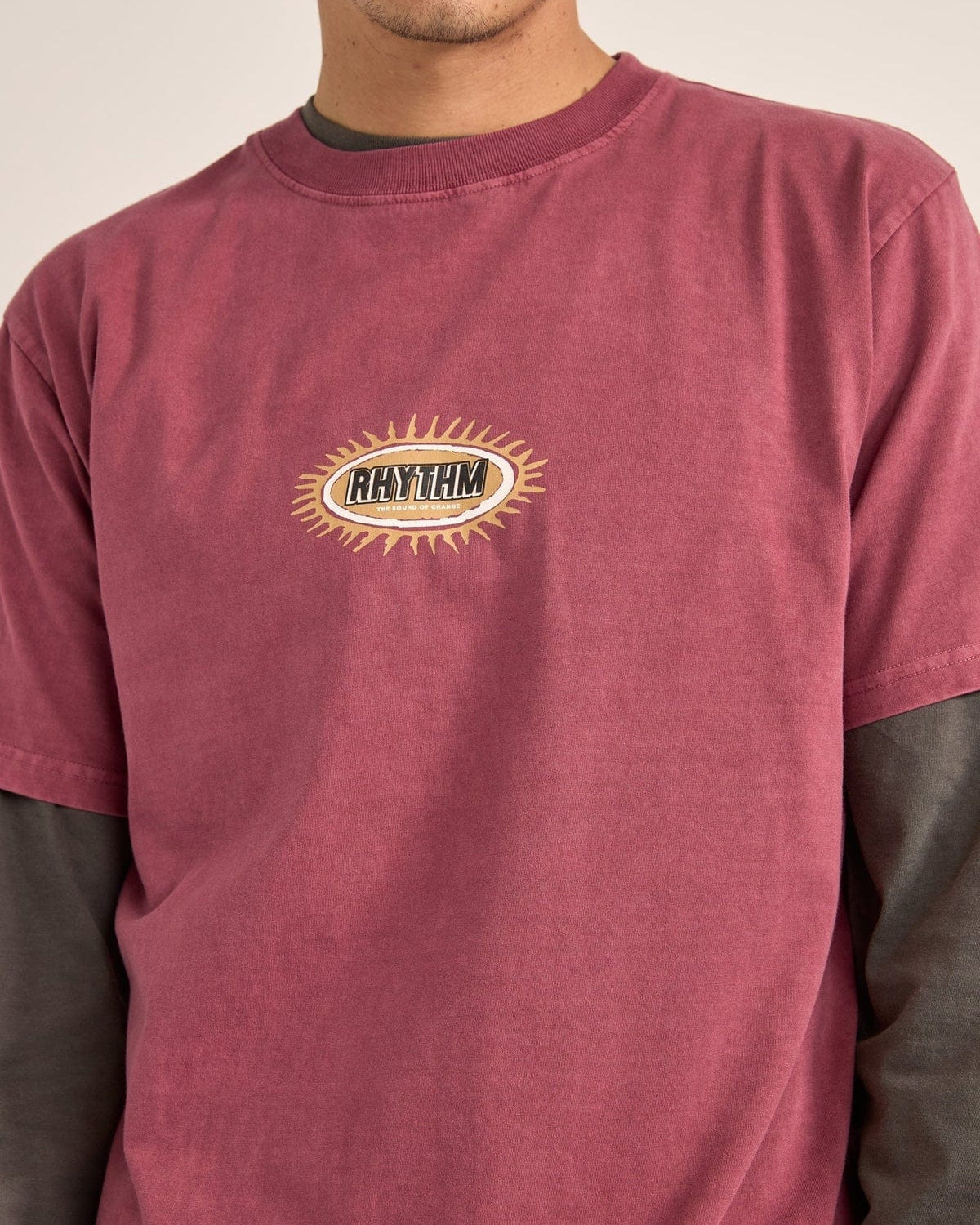 Rhythm Mens Ellipse Sun SS T-Shirt - Merlot Rhythm Ellipse Sun SS T-Shirt - Merlot Splash Swimwear Mens