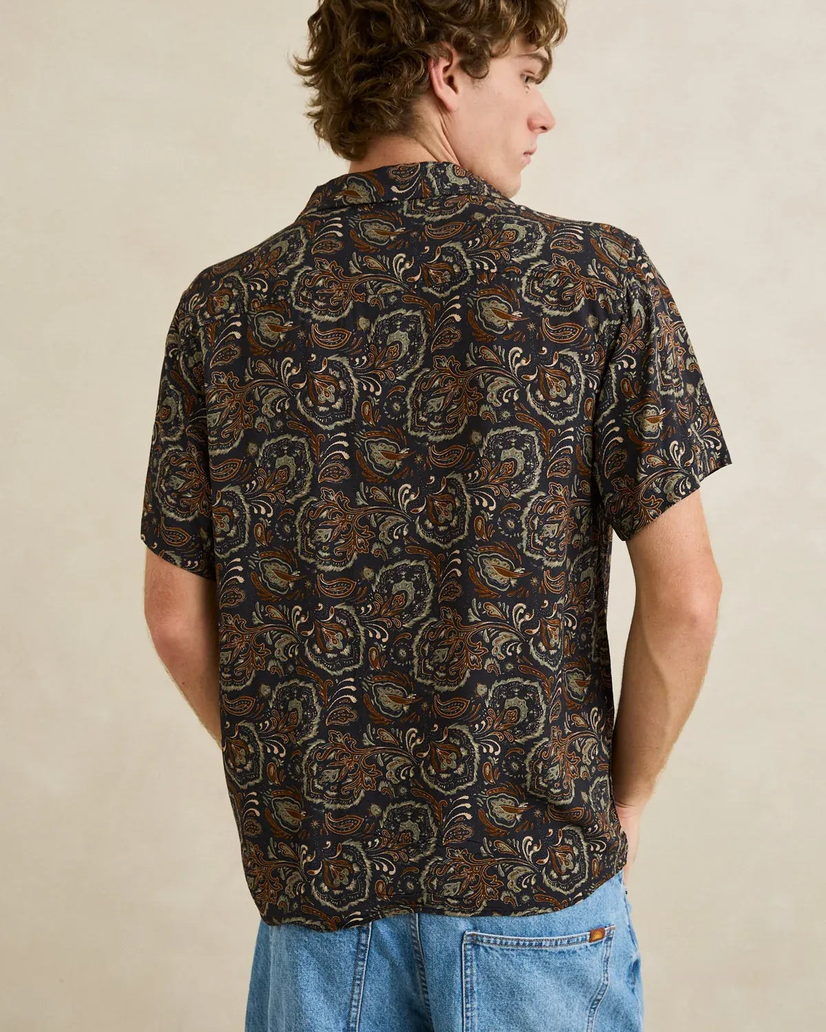 Rhythm Mens Rhythm Mens Costa Rica SS Shirt - Black Rhythm Mens Costa Rica SS Shirt - Black Splash Swimwear Mens Shirt