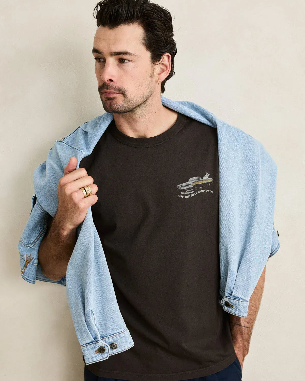 Rhythm Mens Rhythm Mens Heading West Vintage SS T-shirt - Black Rhythm Mens Heading West Vintage SS T-shirt - Black Splash Swimwear Mens Tee