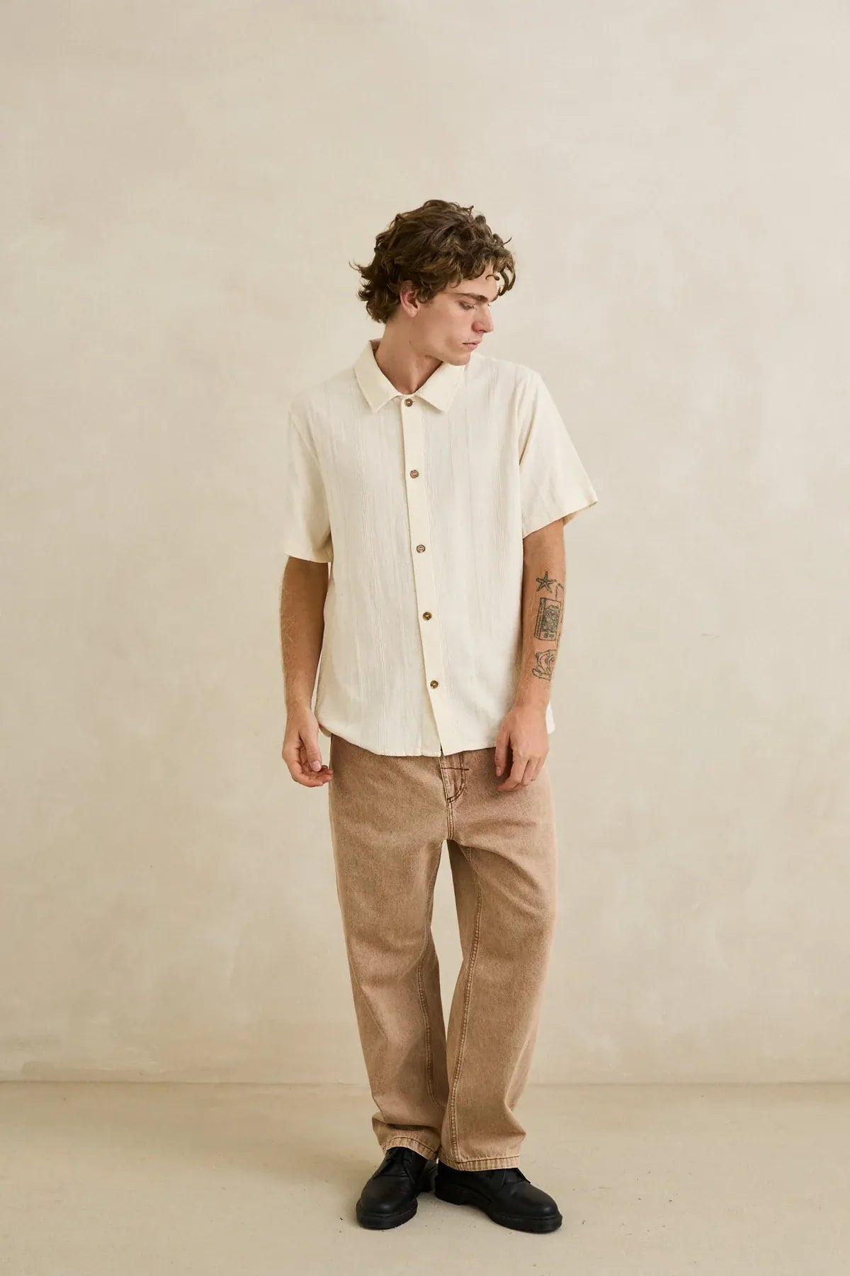 Rhythm Mens Rhythm Mens Sundown SS Shirt - Natural Rhythm Mens Sundown SS Shirt - Natural Splash Swimwear Mens Shirt