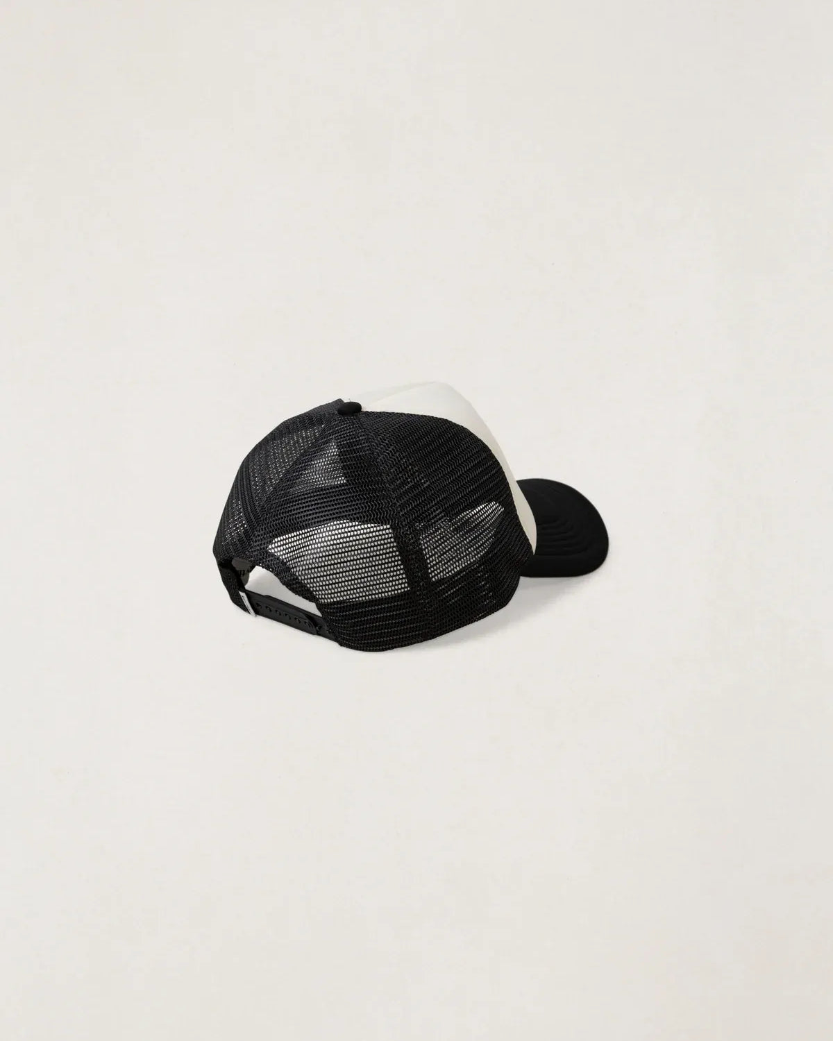 Rhythm Mens Rhythm Mens Tiger Trucker Cap - Black 0726M-HW10-BLK Rhythm Mens Tiger Trucker Cap - Black Splash Swimwear cap One size / Black 1000032538