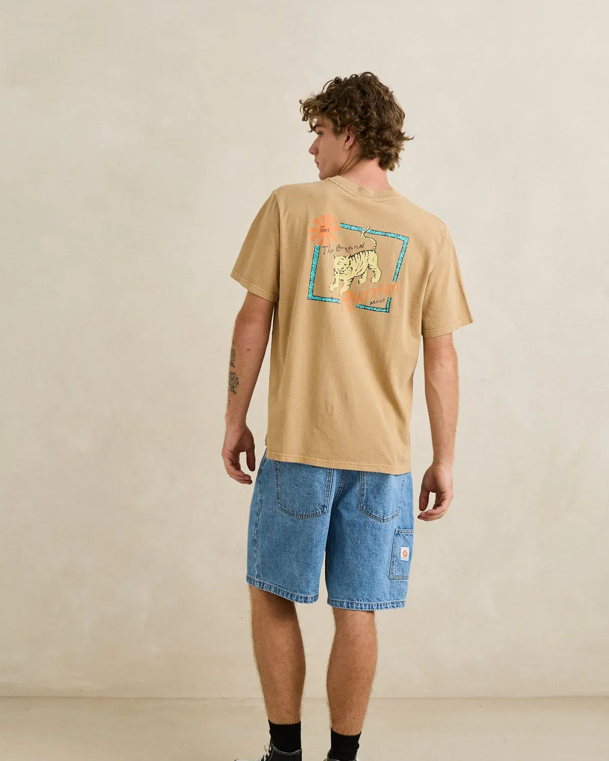 Rhythm Mens Rhythm Mens Tiger Vintage SS T-shirt - Sand Rhythm Mens Tiger Vintage SS T-shirt - Sand Splash Swimwear Mens Tee
