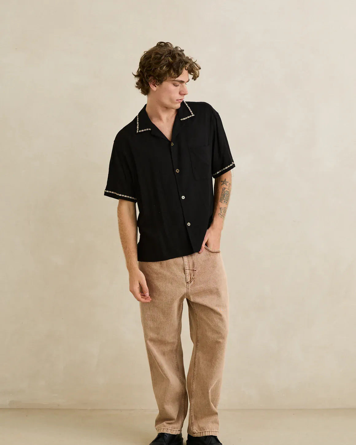 Rhythm Rhythm Diego Short Sleeve Shirt - Black Rhythm Diego Short Sleeve Shirt - Black Splash Swimwear Tops