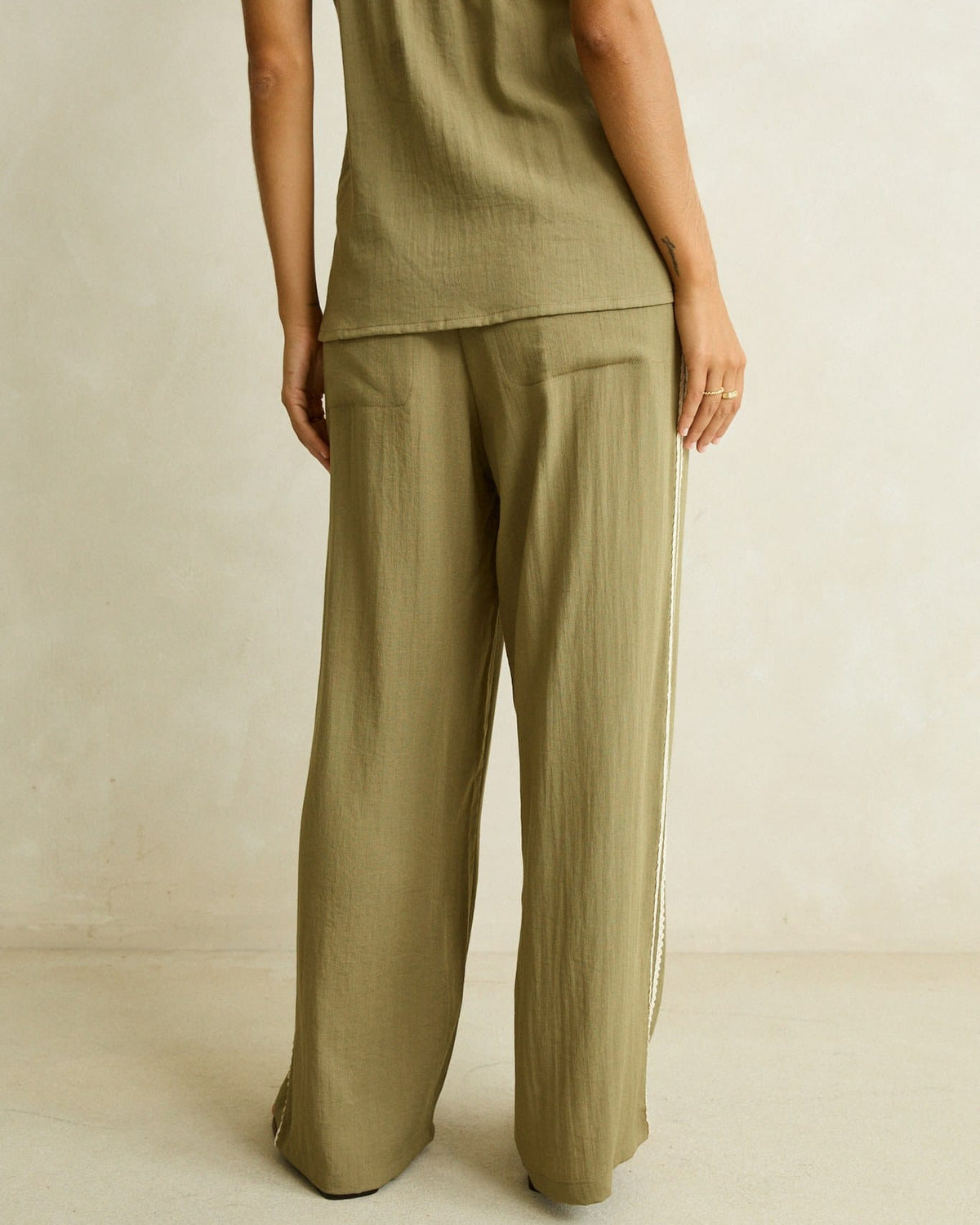Rhythm Womens Rhythm Linen Lace Track Pant - Olive Rhythm Linen Lace Track Pant Olive Splash Swimwear Womens Pants
