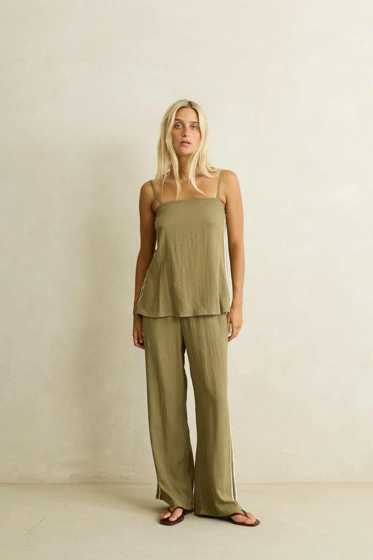 Rhythm Womens Rhythm Linen Lace Track Pant - Olive Rhythm Linen Lace Track Pant Olive Splash Swimwear Womens Pants
