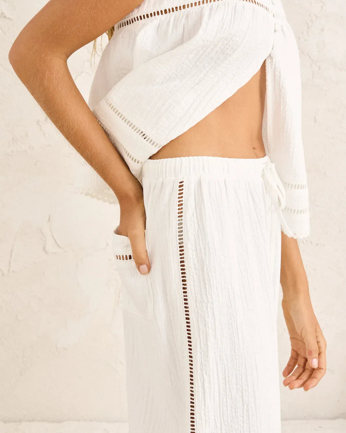 Rhythm Womens Rhythm Macy Scallop Pant - White Rhythm Macy Scallop Pant - White Splash Swimwear Womens Pants