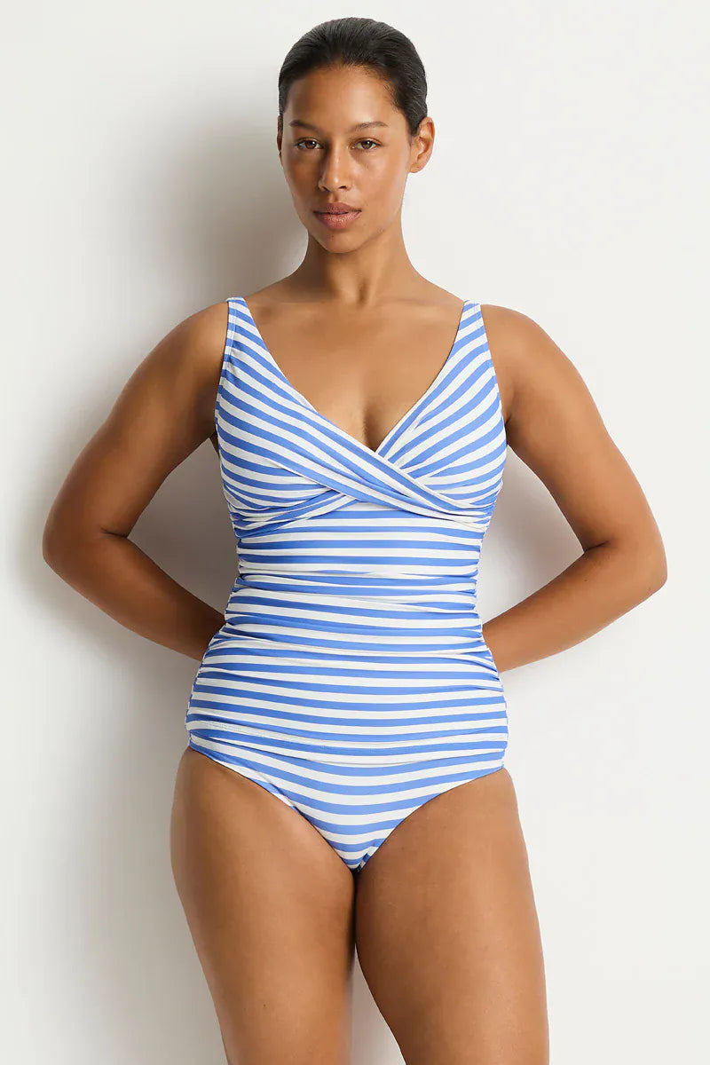 Sea Level Sea Level Amour Cross Front Multi Fit Singlet Top Sea Level Amour Cross Front Multi Fit Singlet Top Splash Swimwear Bikini Tops