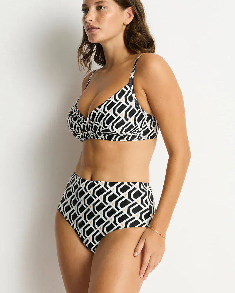 Sea Level Sea Level Costa Cross Front Bra Top - Black Sea Level Costa Cross Front Bra Top - Black Splash Swimwear Bikini Tops