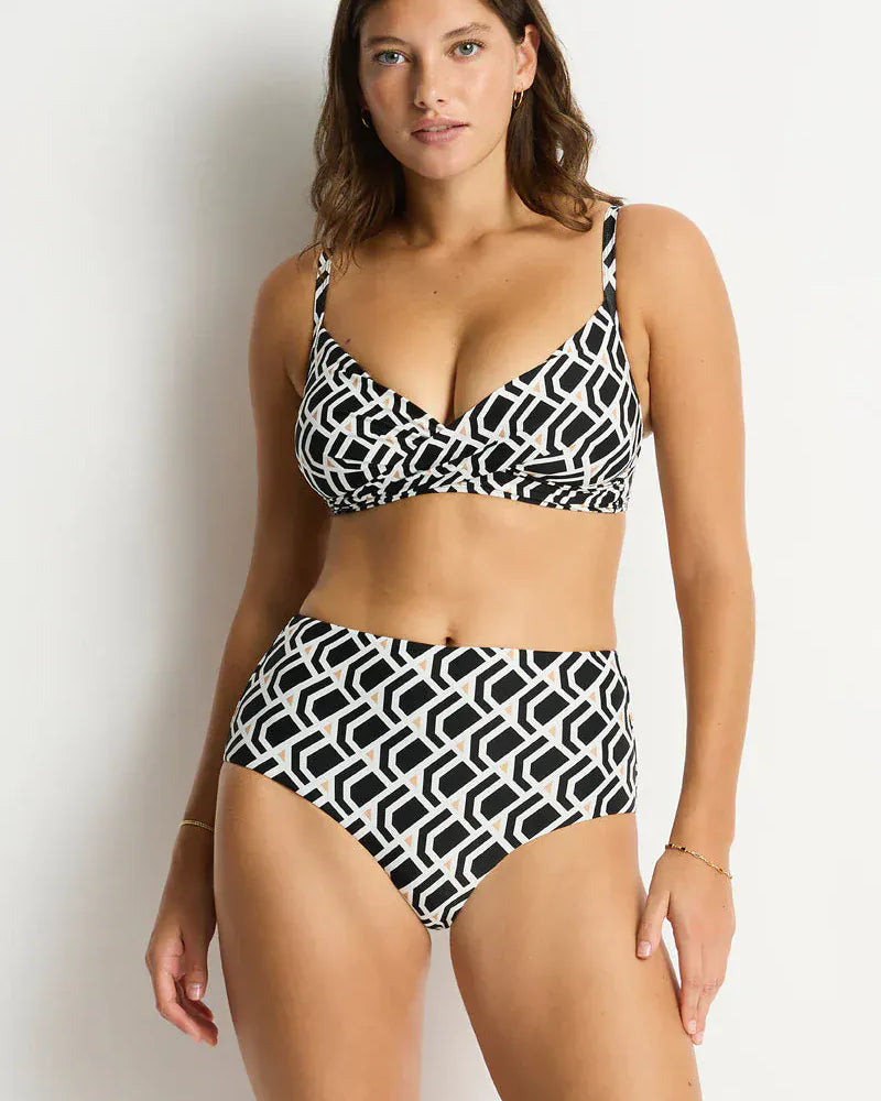 Sea Level Sea Level Costa Cross Front Bra Top - Black Sea Level Costa Cross Front Bra Top - Black Splash Swimwear Bikini Tops