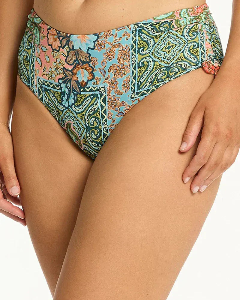 Sea Level Sea Level Java Cross Front Multifit Bra Top & Mid Drawstring Pant Bikini Set - Coral Sea Level Java Cross Front Multifit Bra Top & Mid Drawstring Pant Bikini Set - Coral Splash Swimwear Bikini Set AU16/US12 1000028328