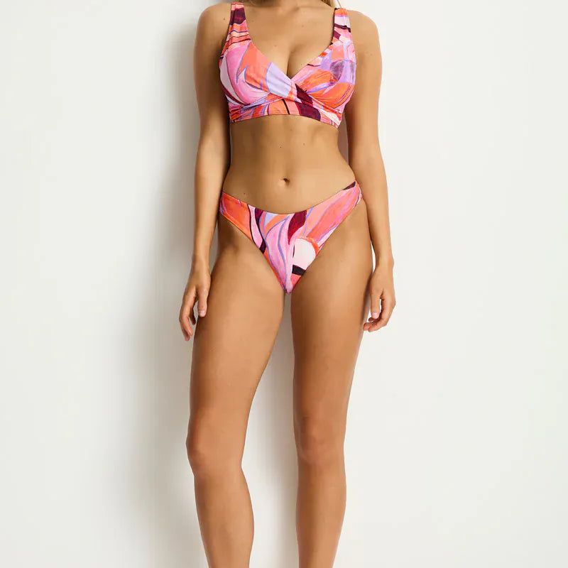 Sea Level Sea Level Neon Wave Sporty Mid Pant SL4036NE Sea Level Neon Wave Sporty Mid Pant Splash Swimwear Bikini Bottoms Berry / AU8/US4 9347760776495