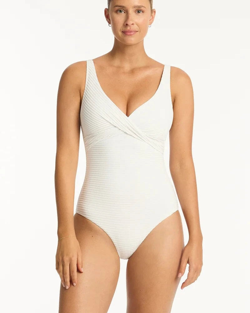 Sea Level Sea Level Spinnaker Cross Front Multifit One Piece SL1532SP Sea Level Spinnaker Cross Front Multifit One Piece Splash Swimwear One Pieces White / AU10/US6 9347760604460